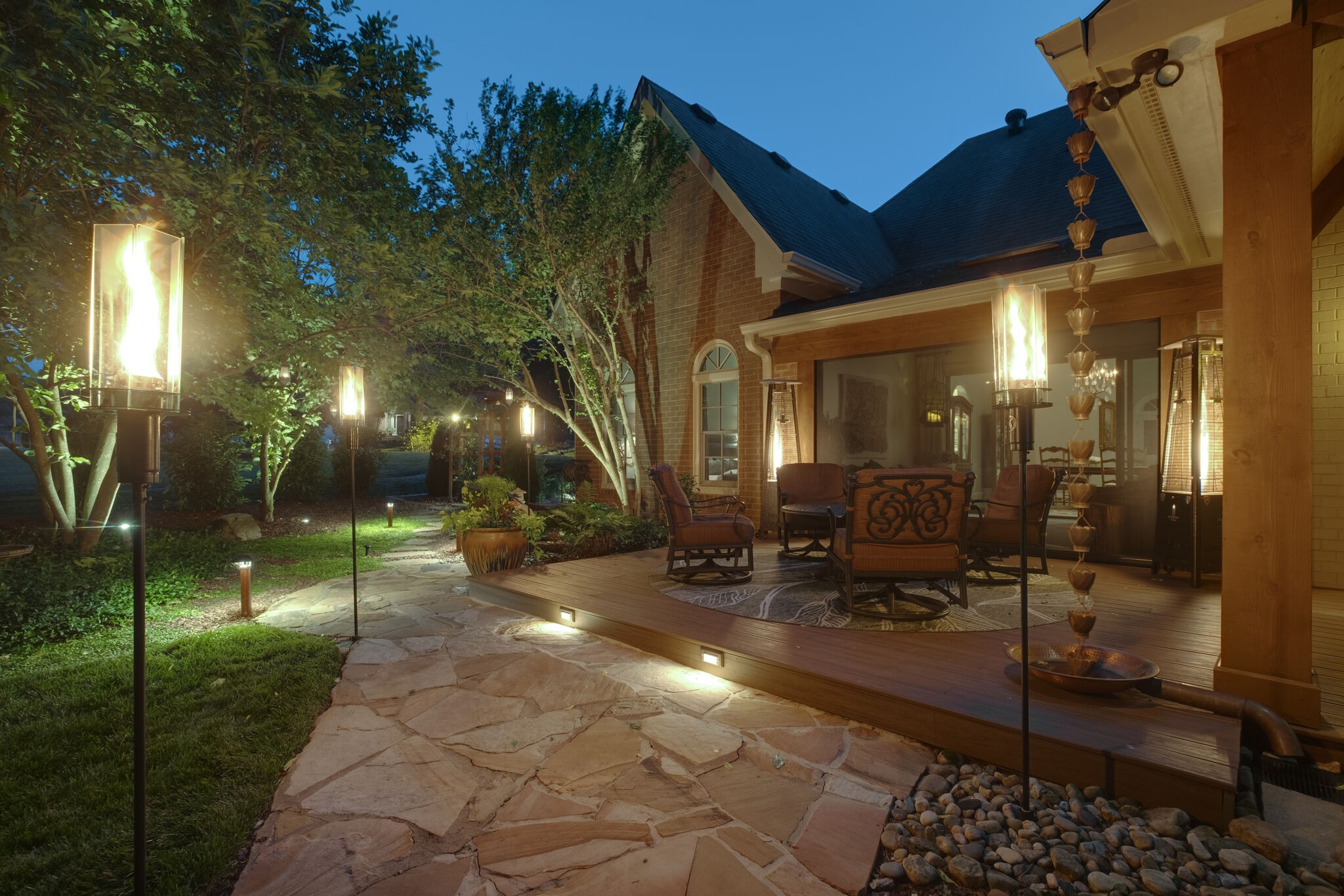 5509 Hearthstone Ln