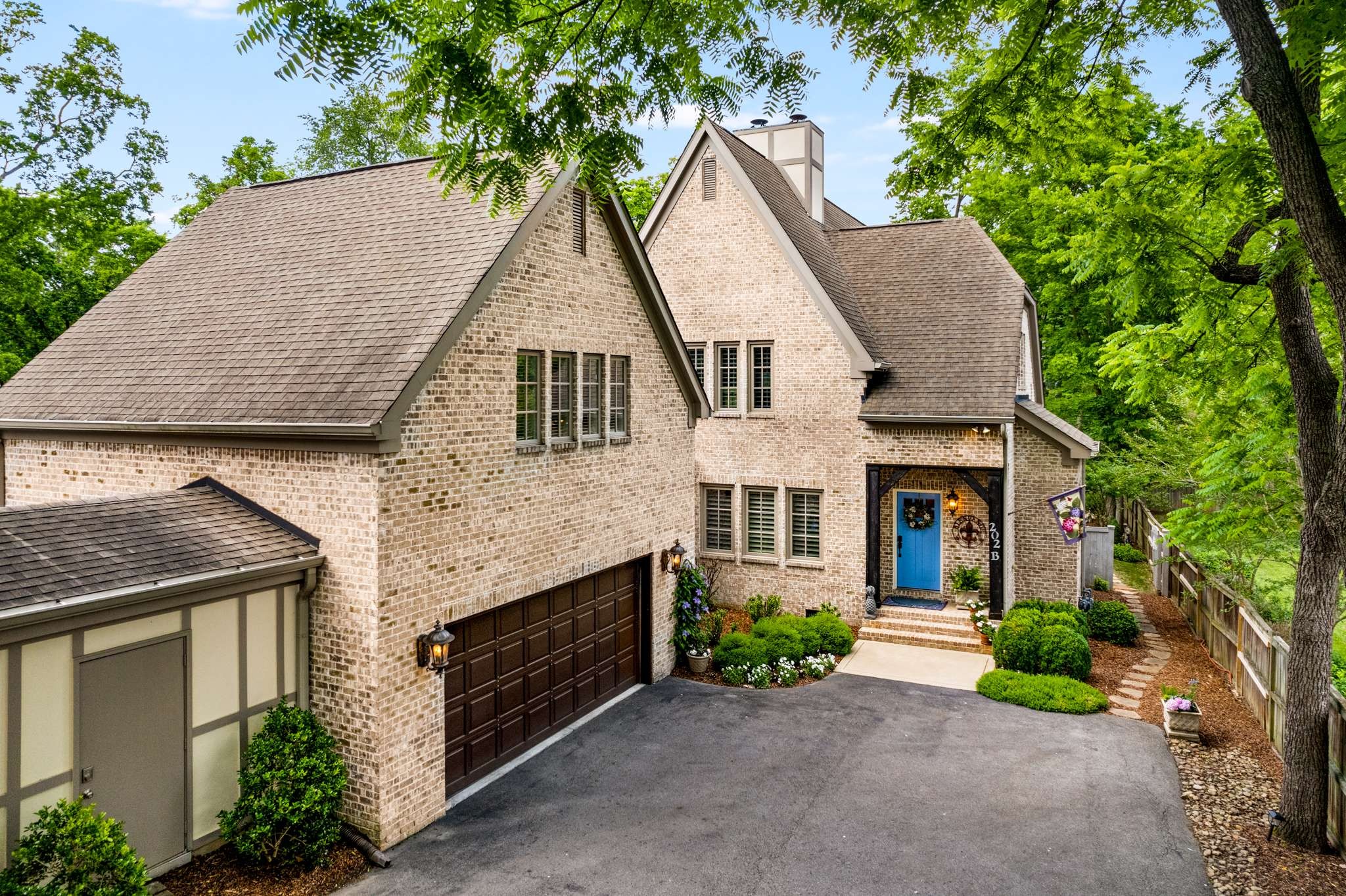 202B Woodmont Cir