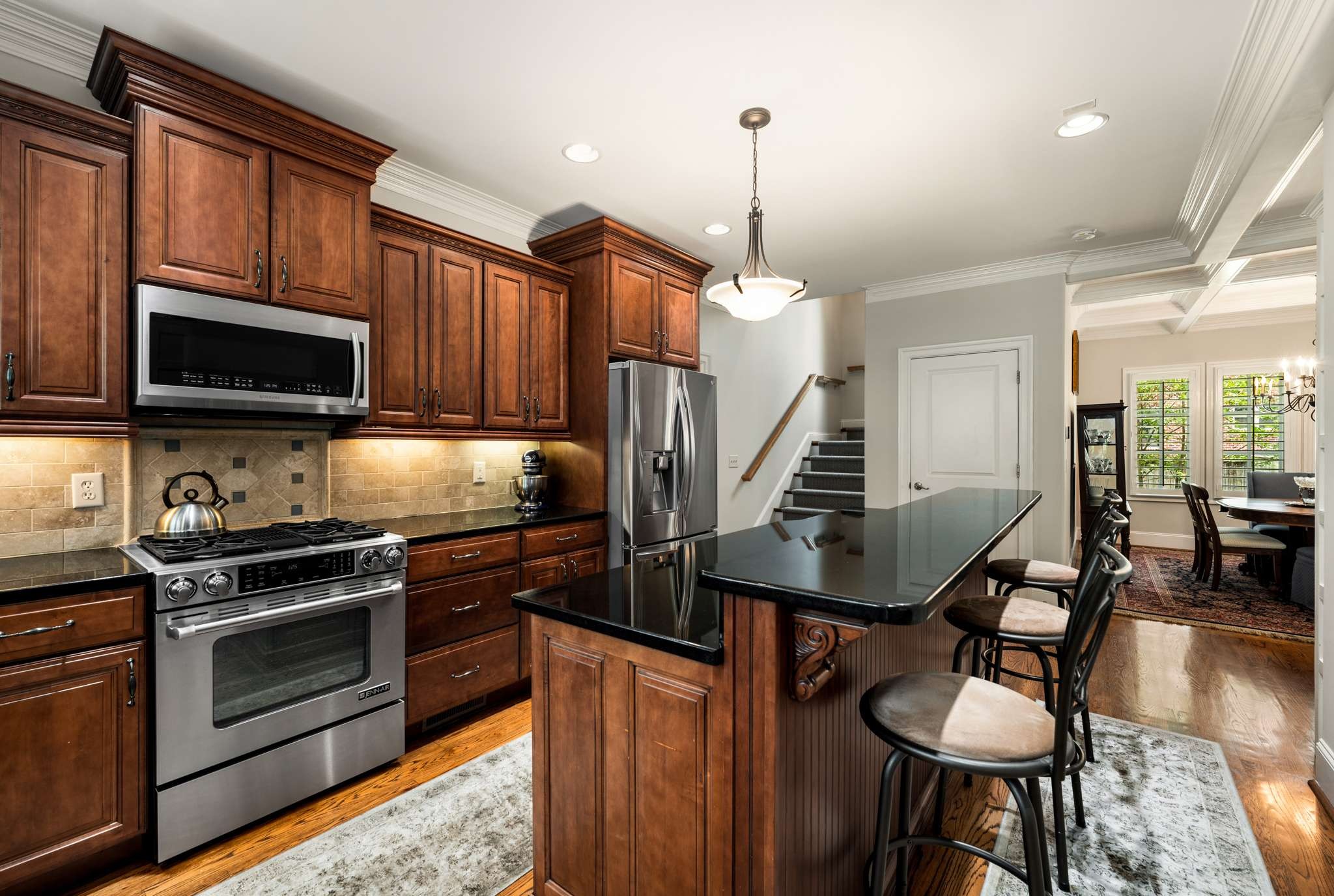 202B Woodmont Cir