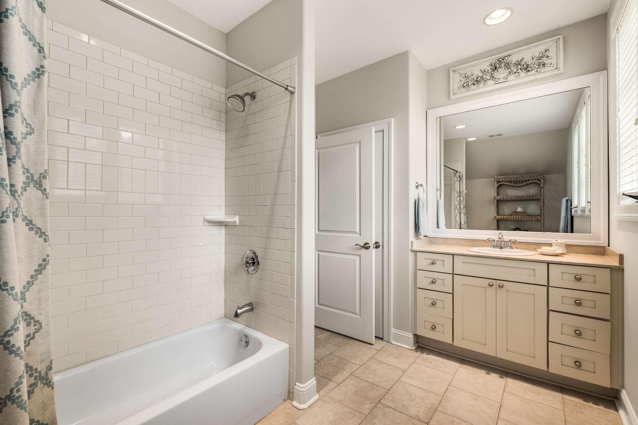 202B Woodmont Cir
