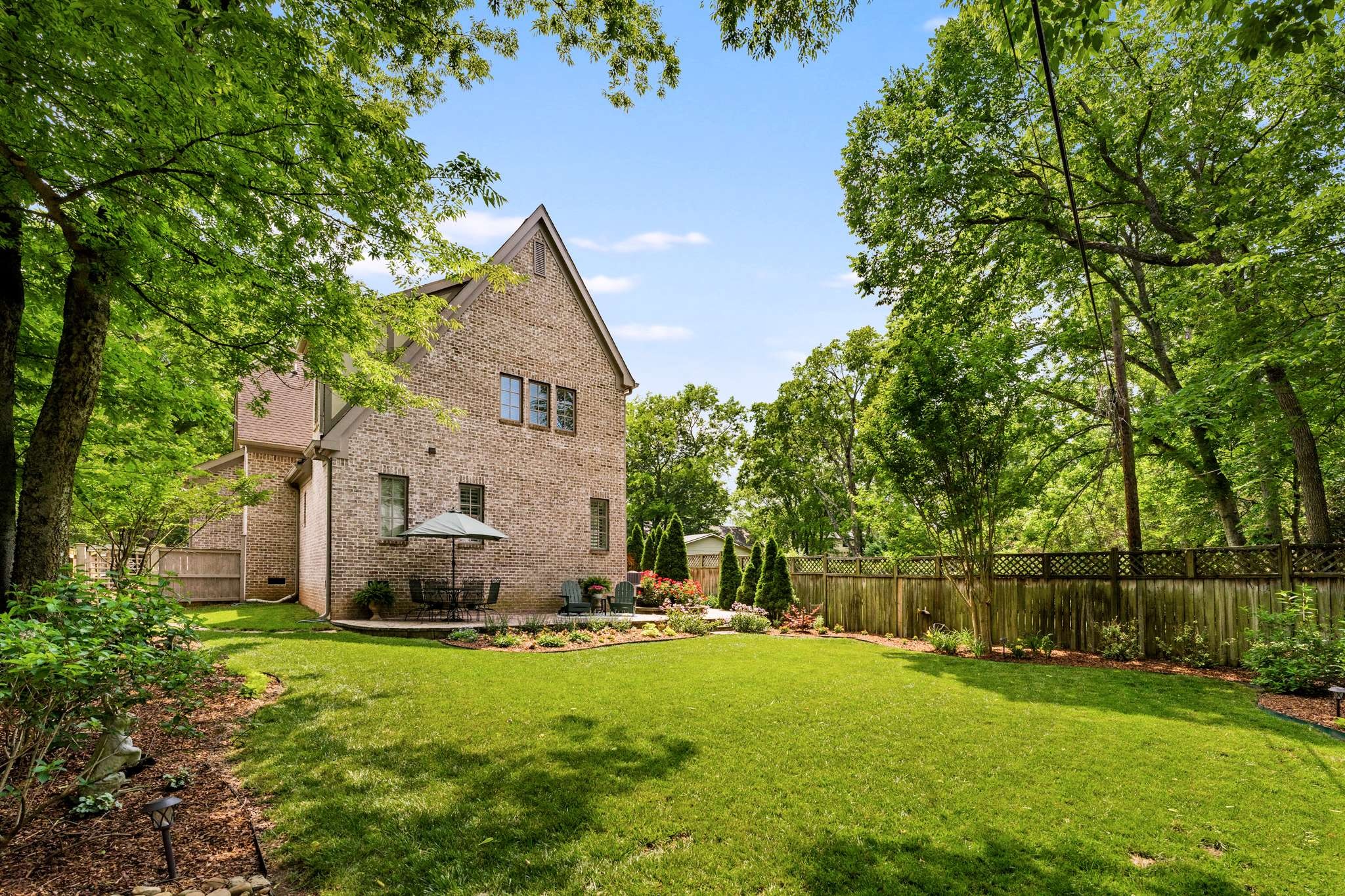 202B Woodmont Cir