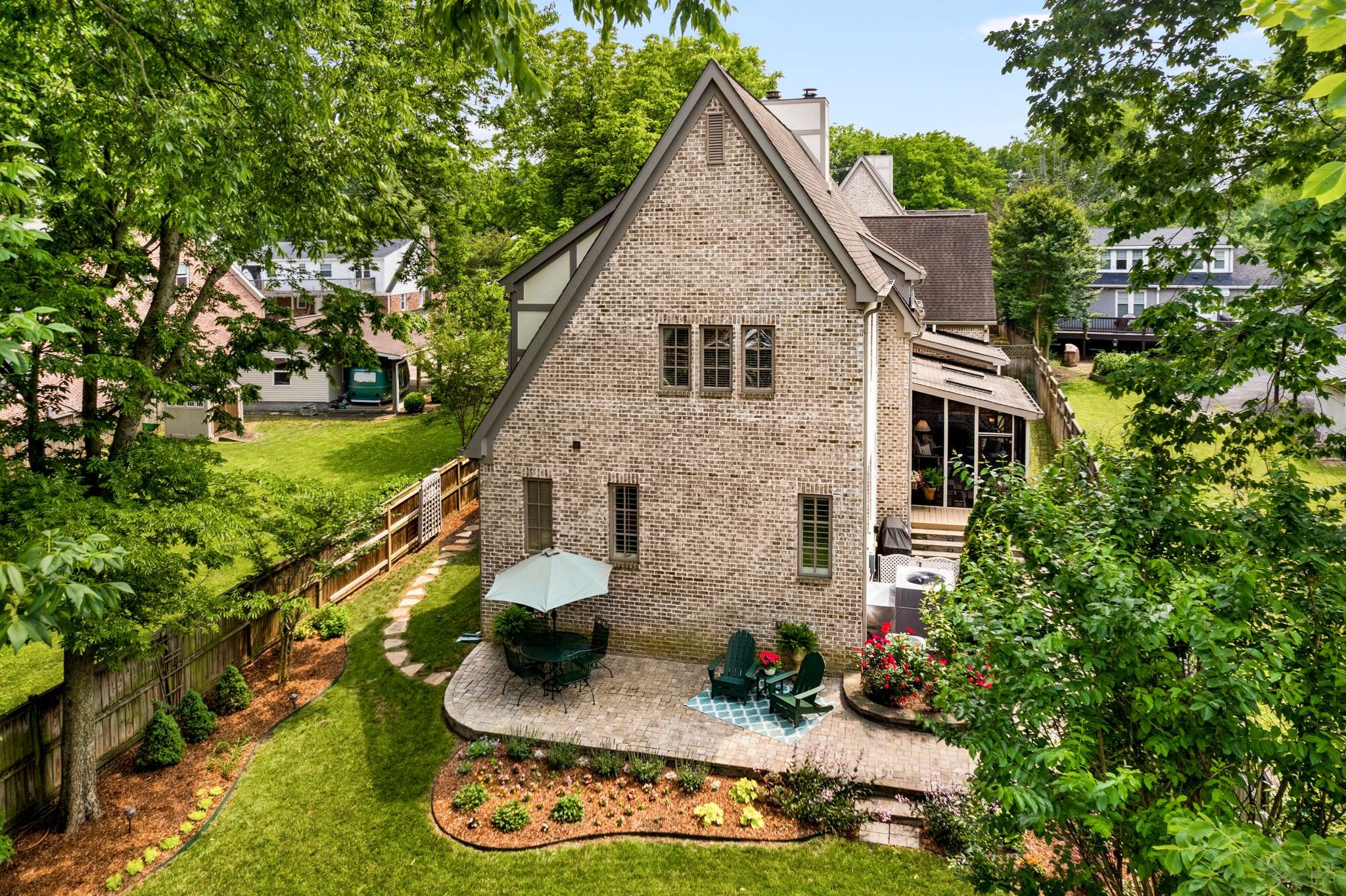 202B Woodmont Cir