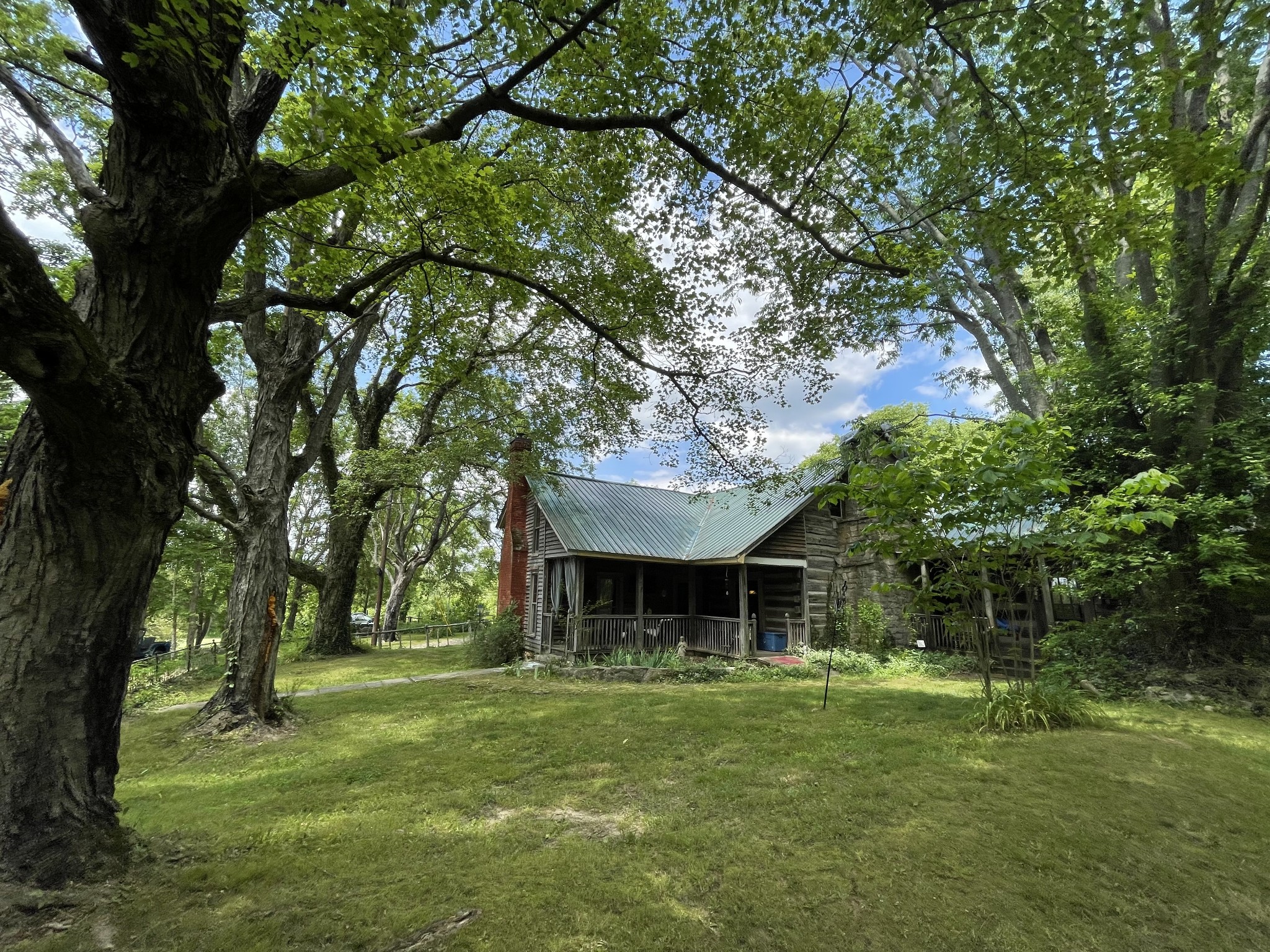 2810 James Winters Rd