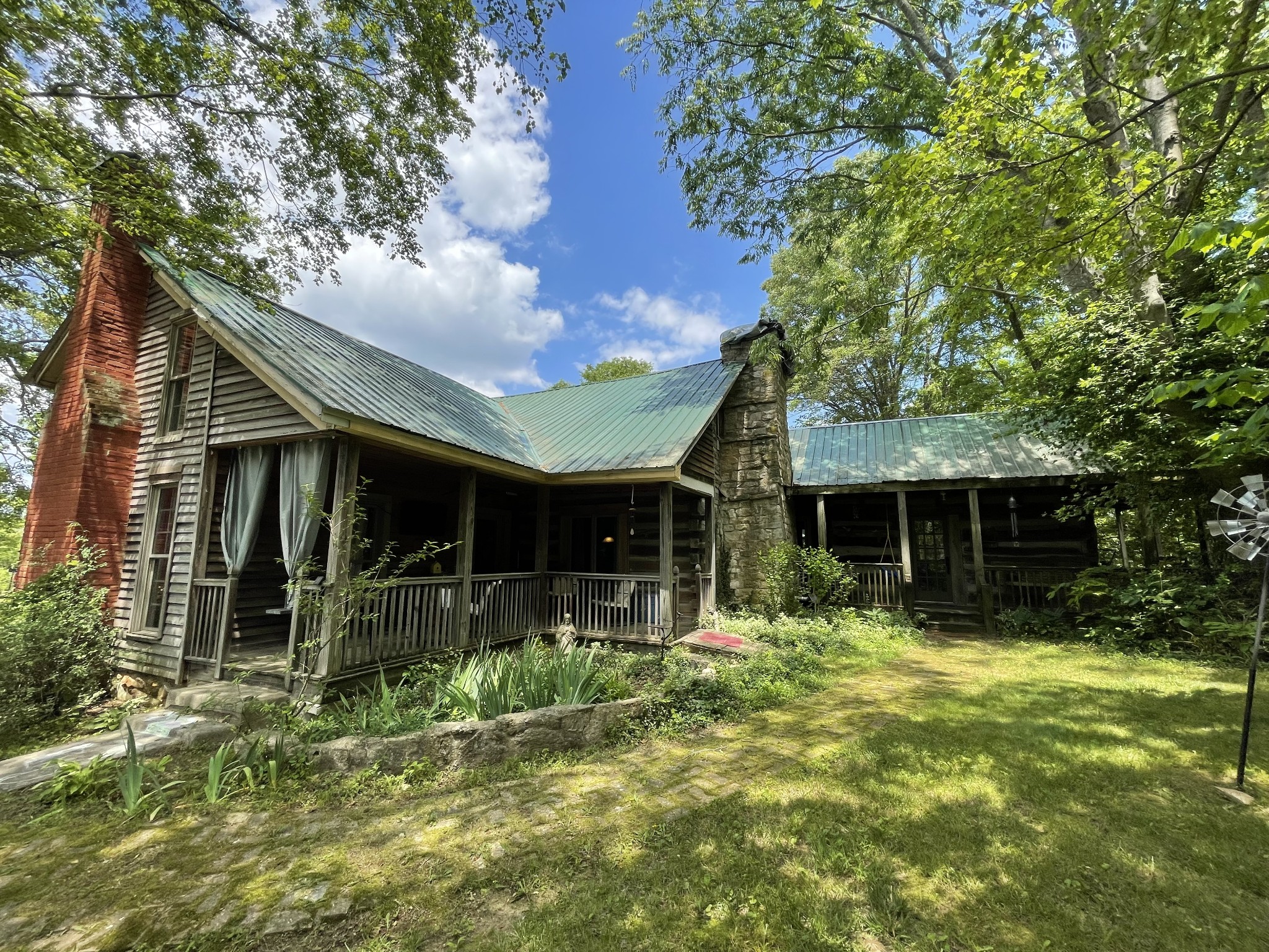 2810 James Winters Rd