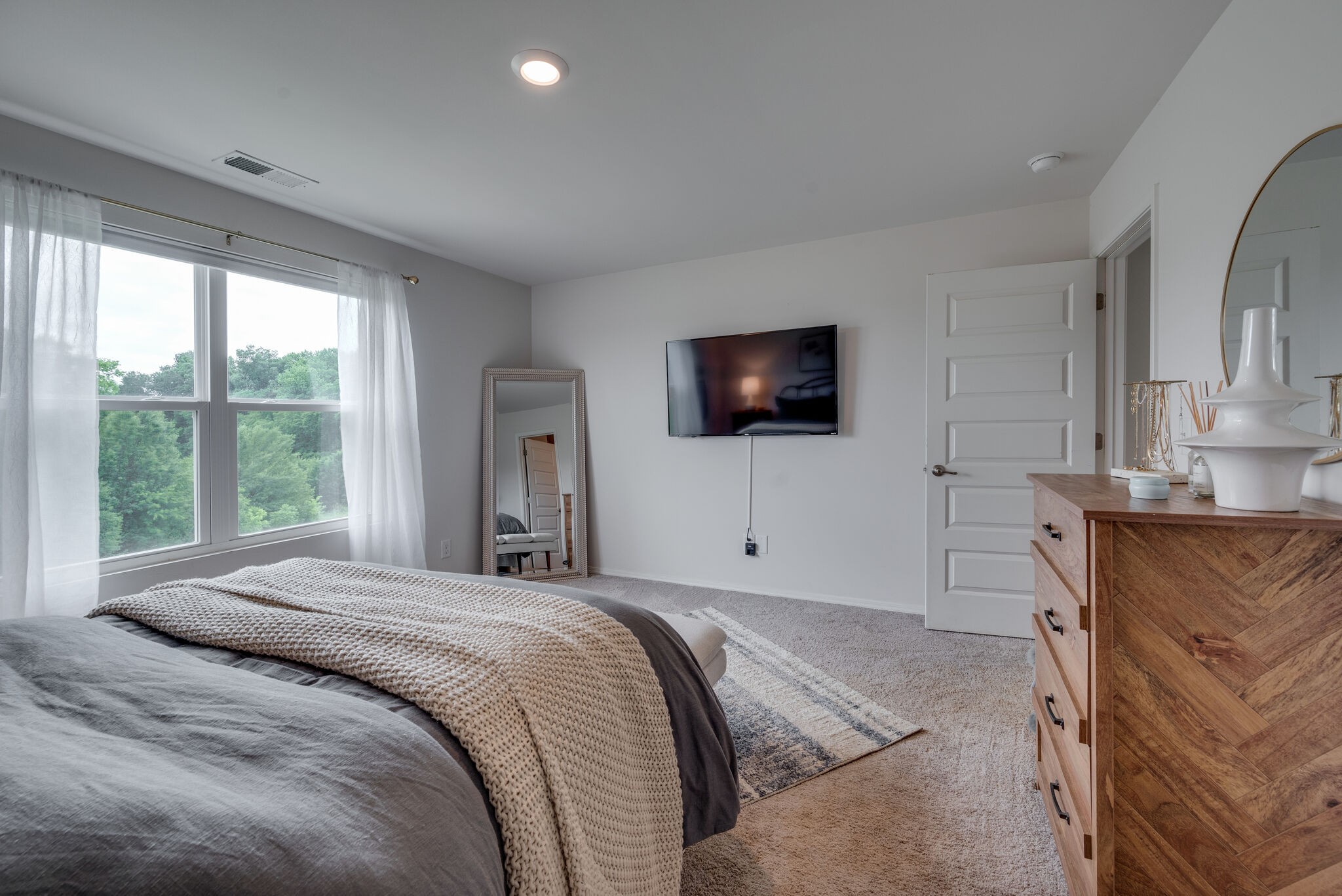 2212 Yearling Dr