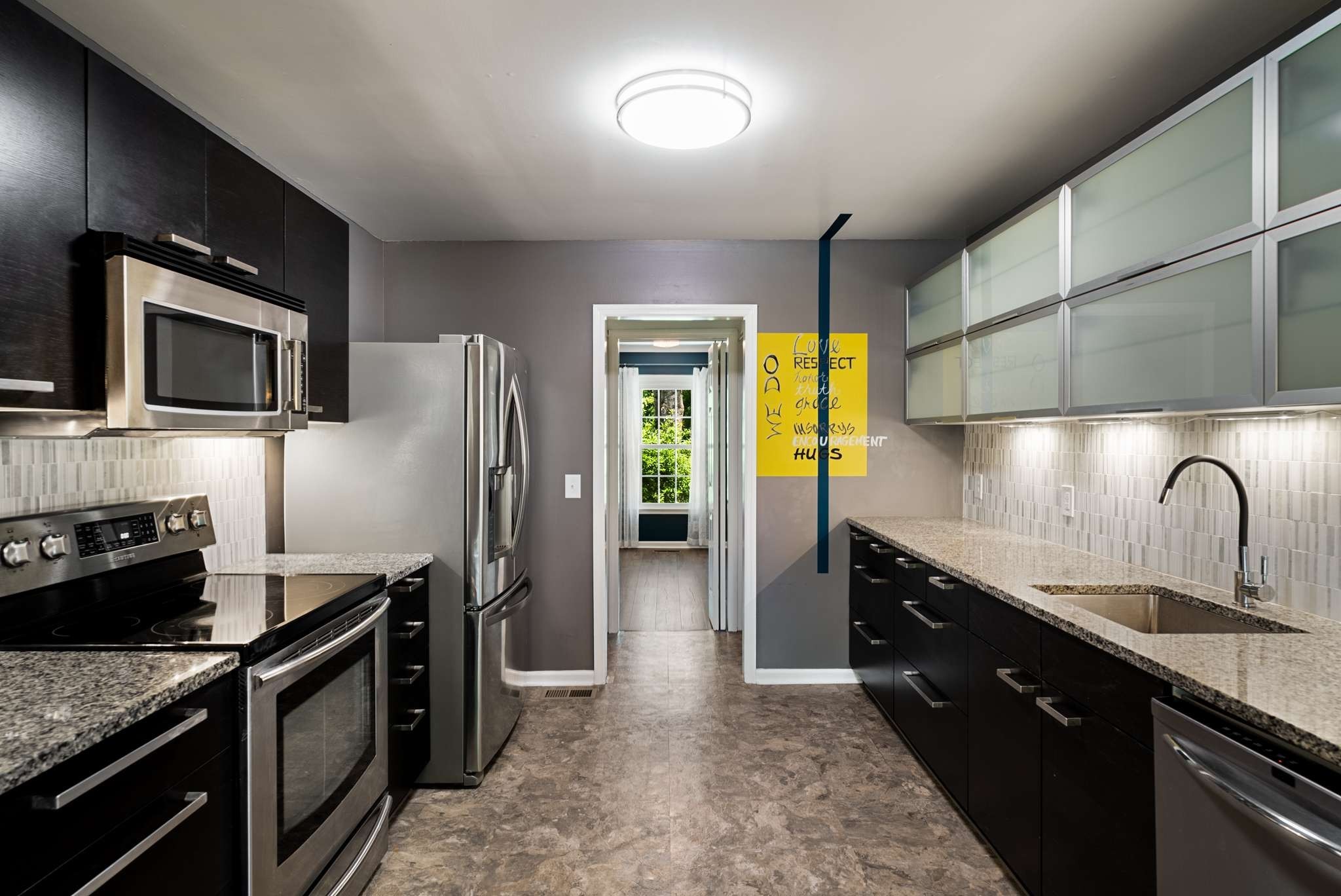 136 Riverwood Dr