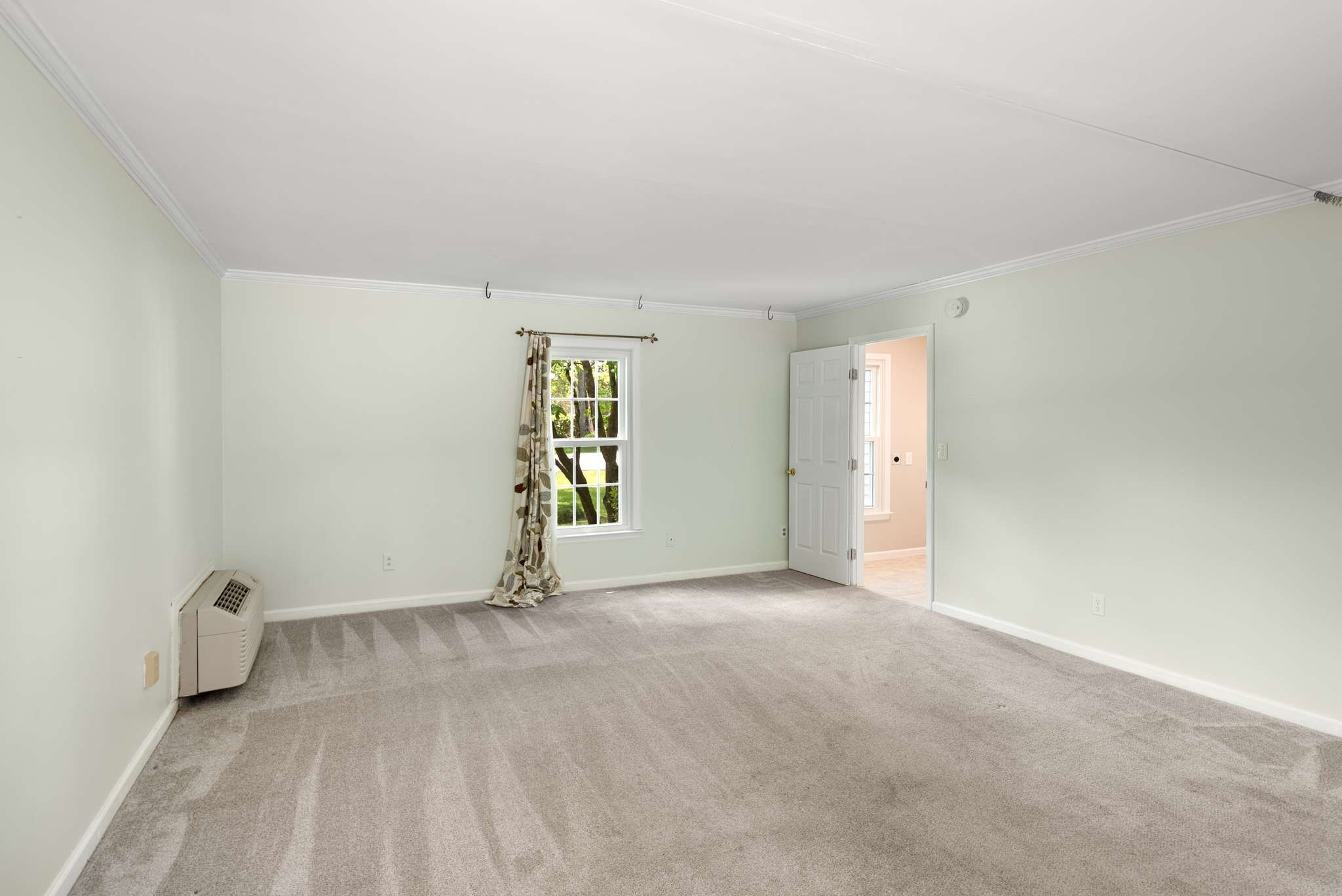 136 Riverwood Dr