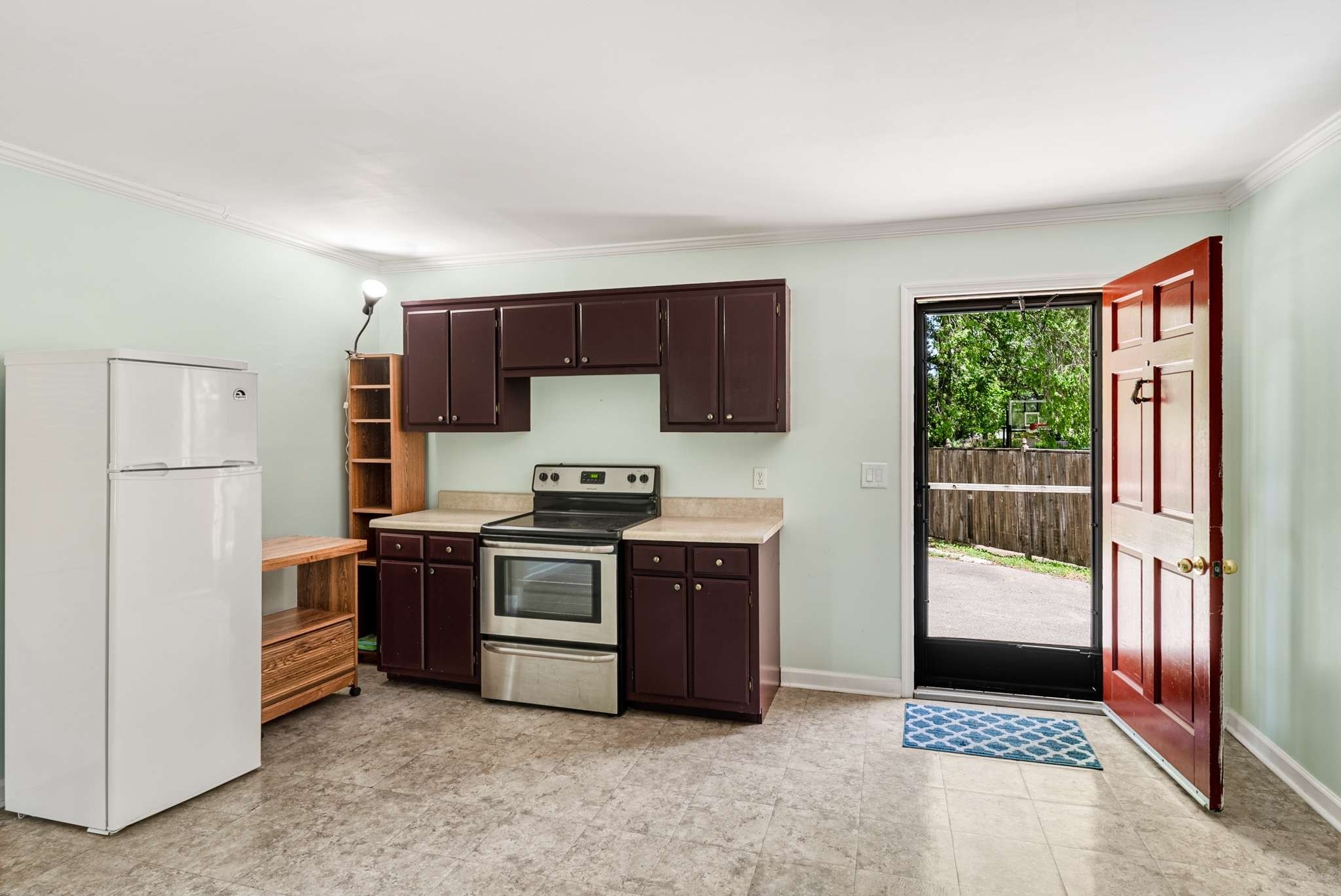 136 Riverwood Dr