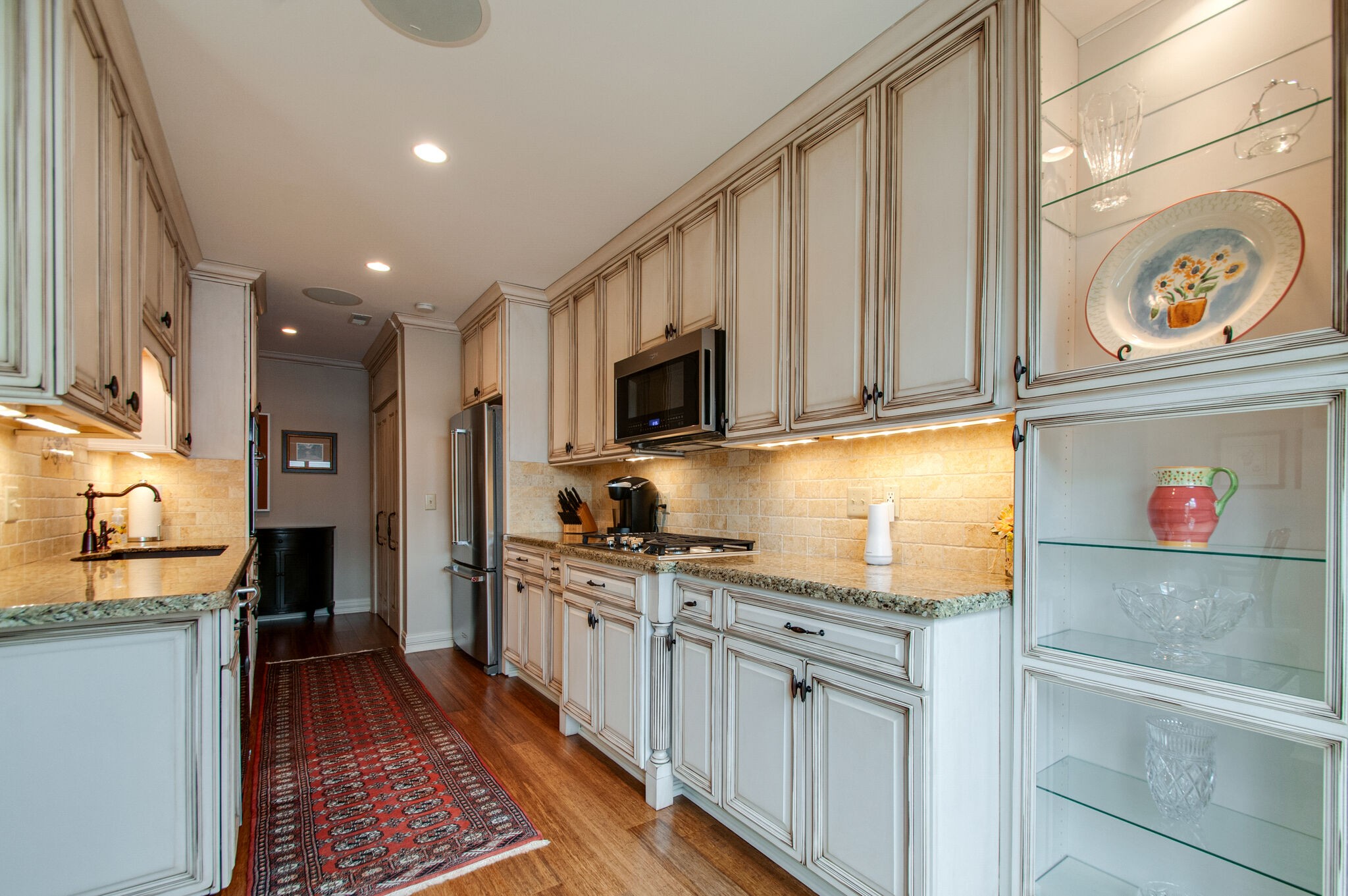 9156 Sawyer Brown Rd