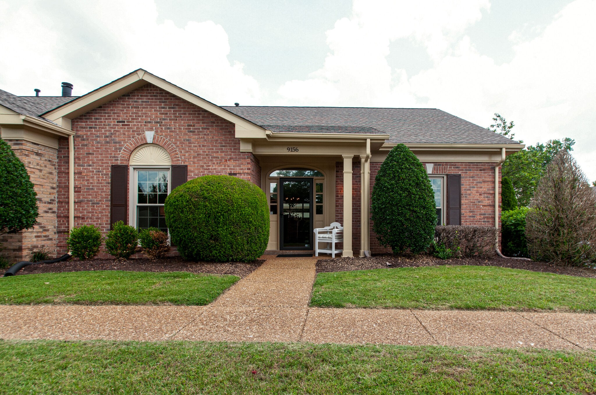 9156 Sawyer Brown Rd