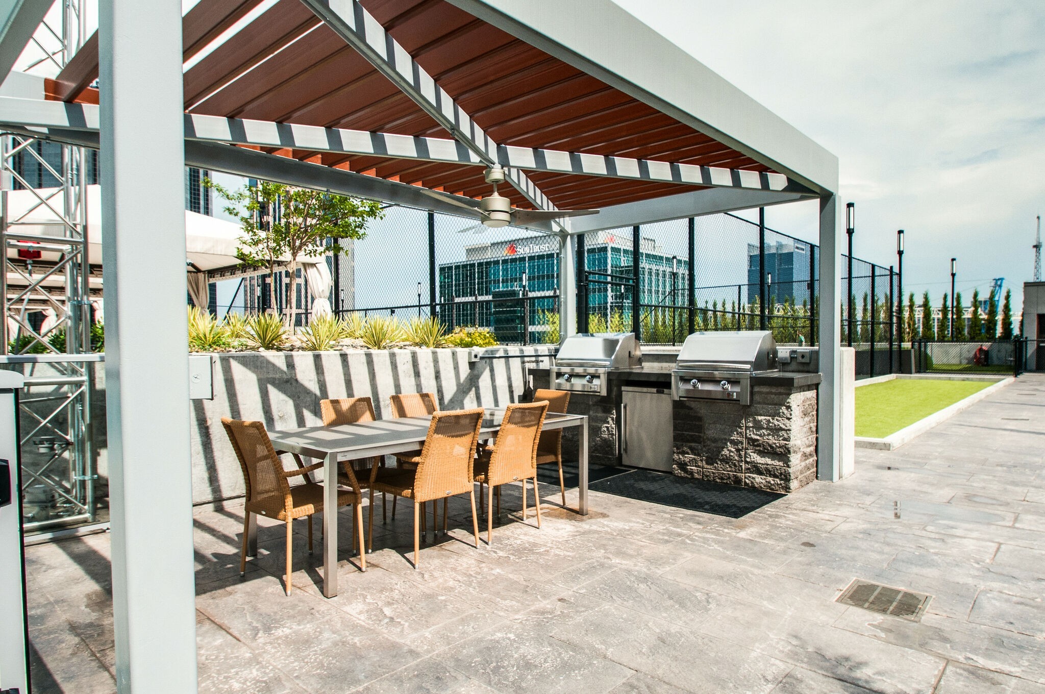 515 Church St Unit: 3208