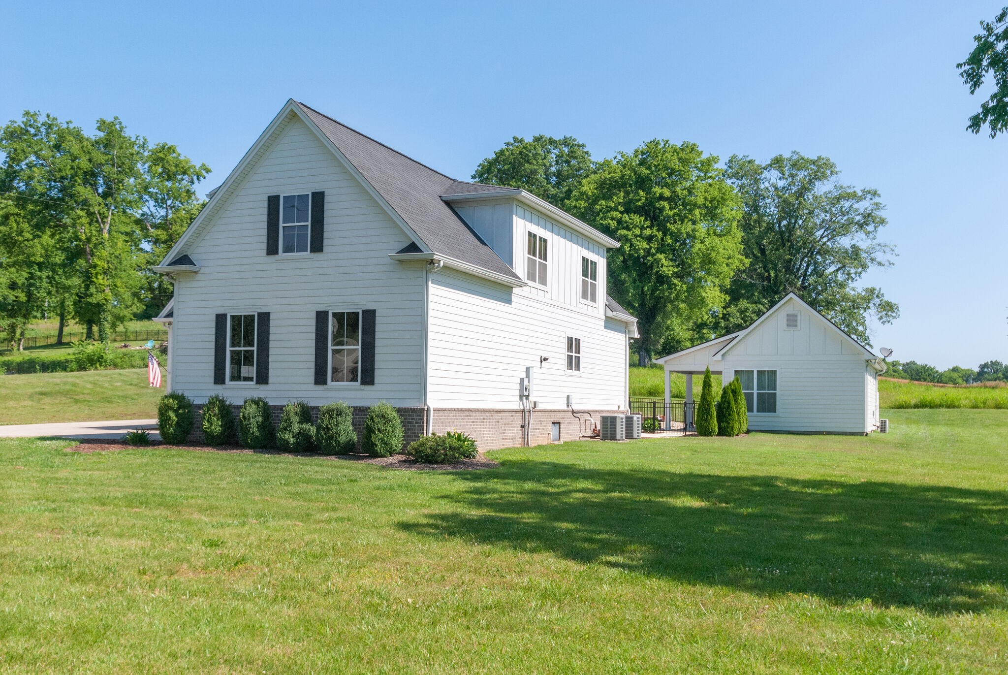 2417 Darks Mill Rd