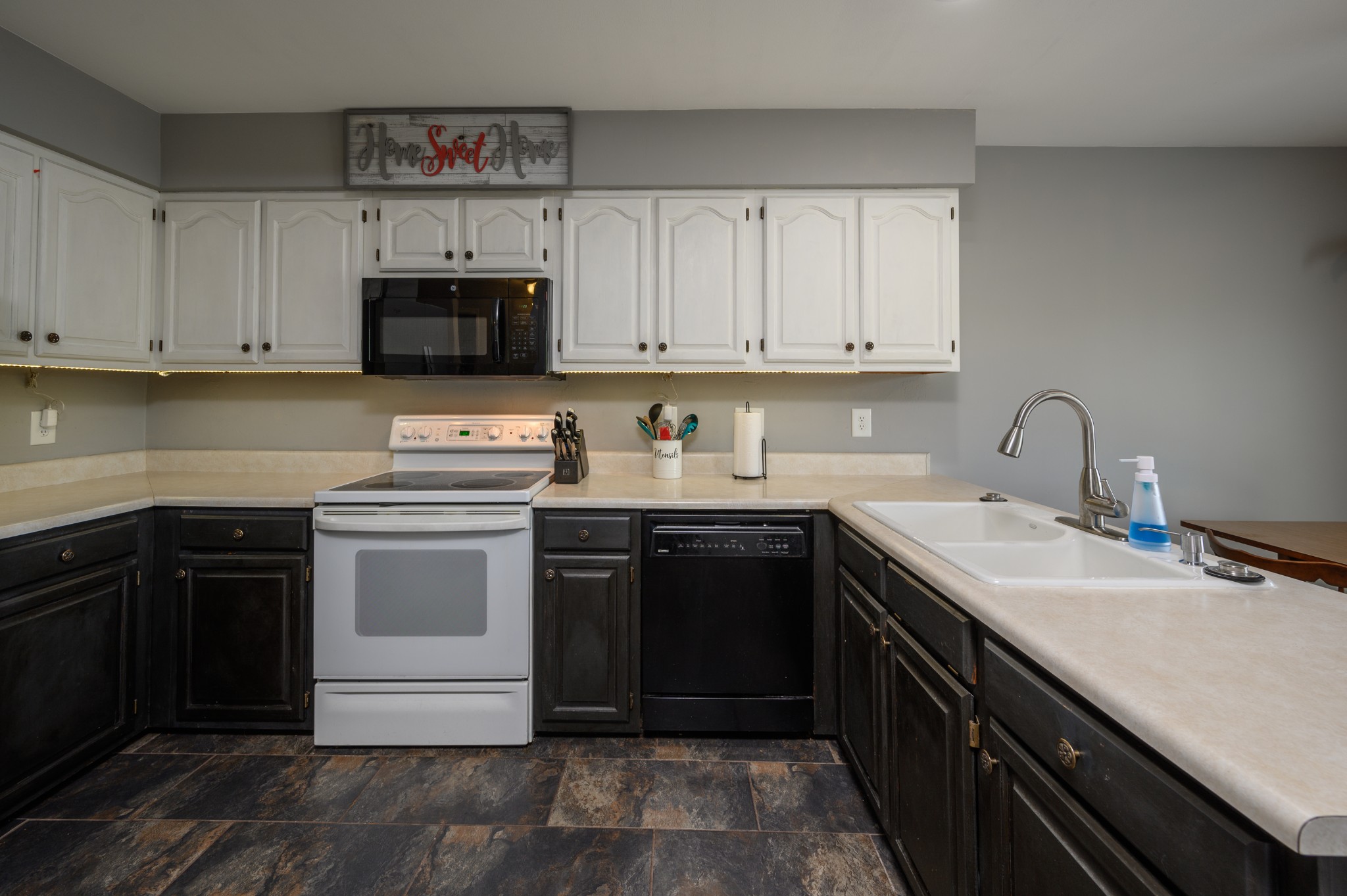 107 Pepper Ridge Cir