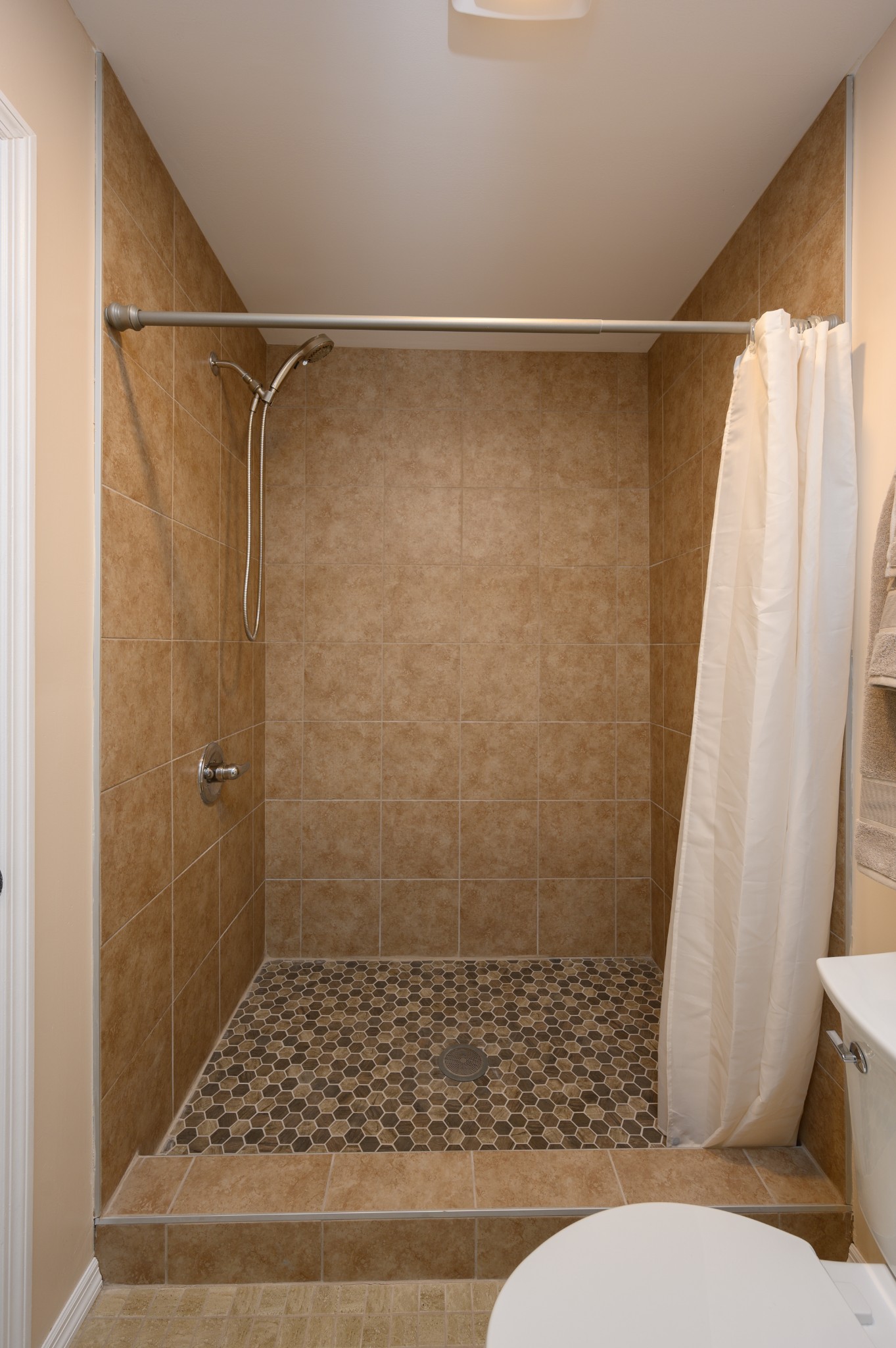 107 Pepper Ridge Cir