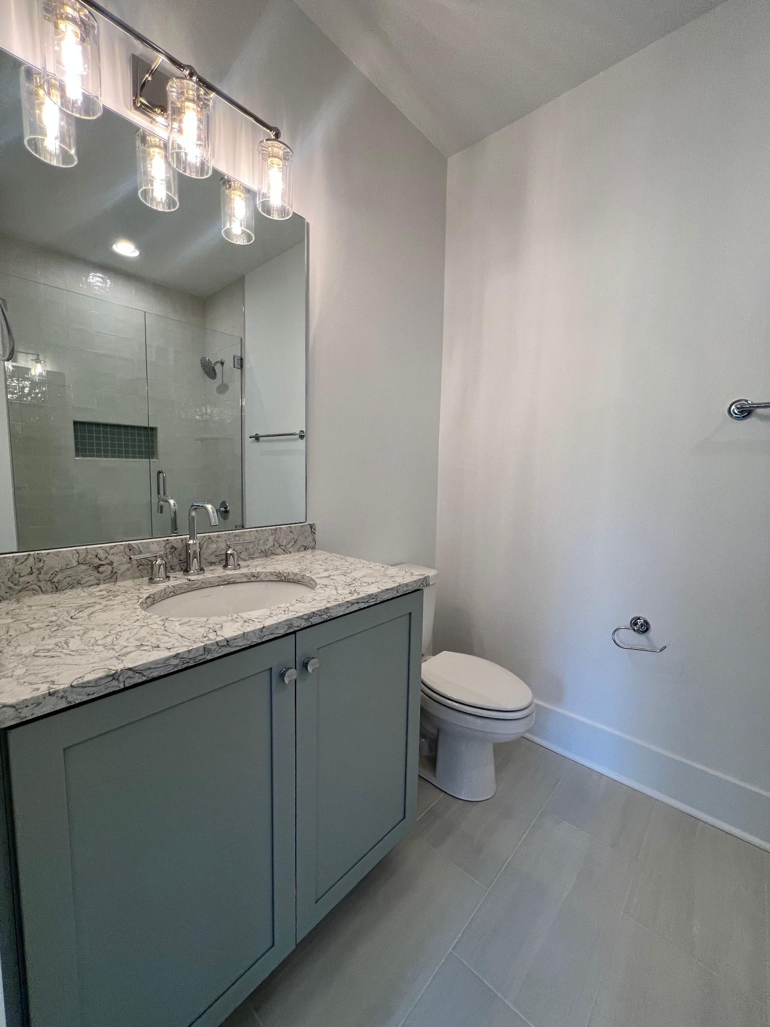 1624 Kaschlina Pt