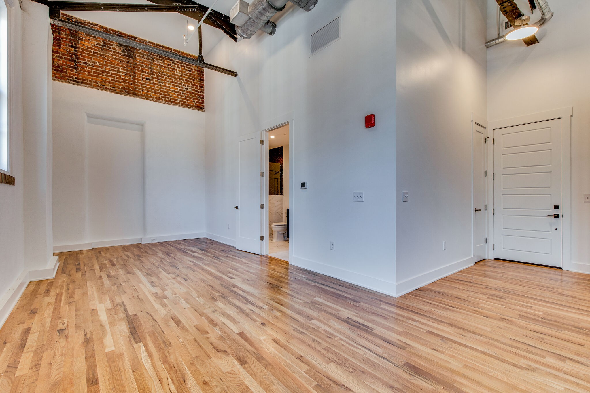 601 Madison St Unit: 209