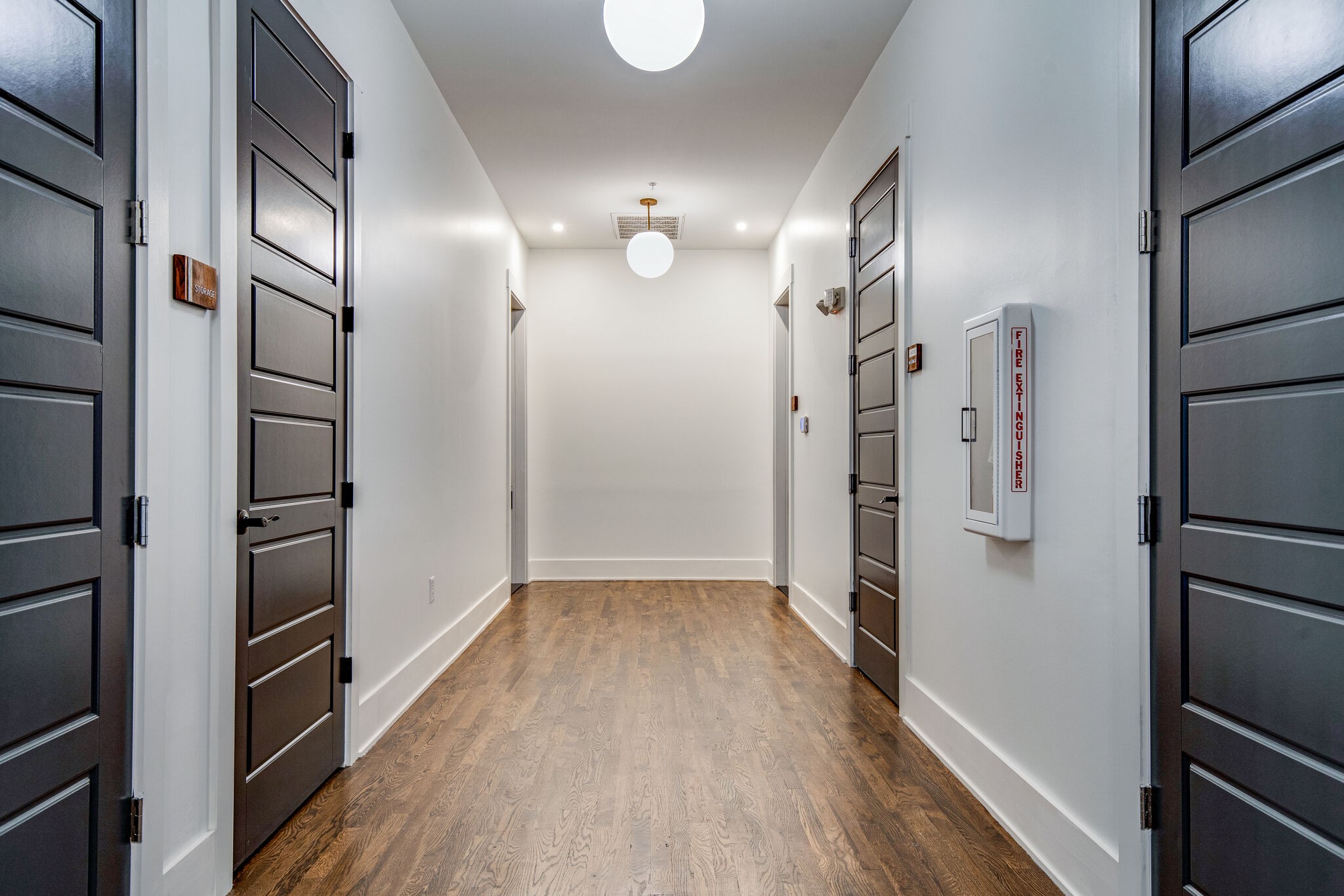 601 Madison St Unit: 209