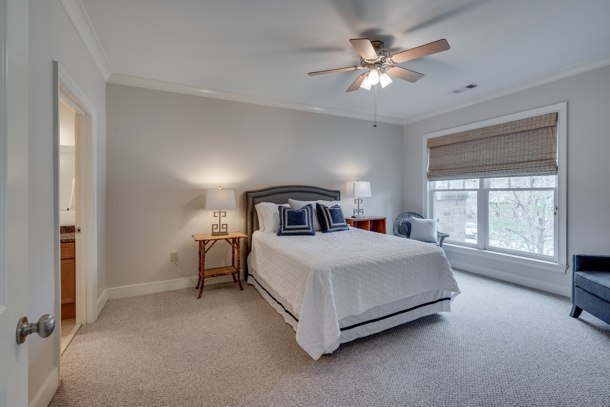 3127 Long Blvd Unit: 201