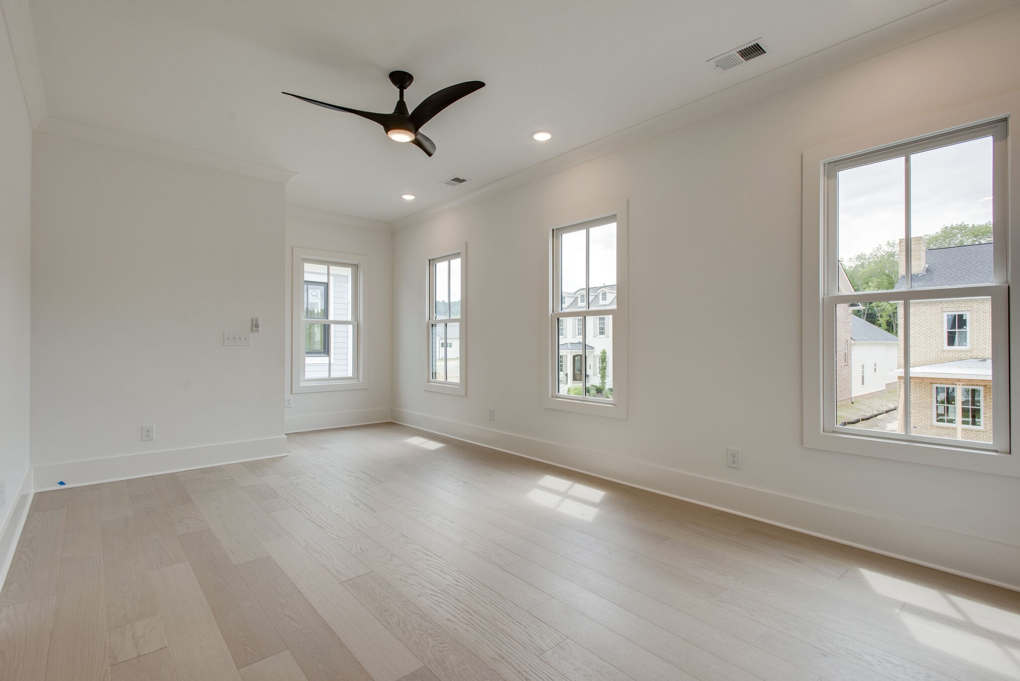 1244 Luckett Rd