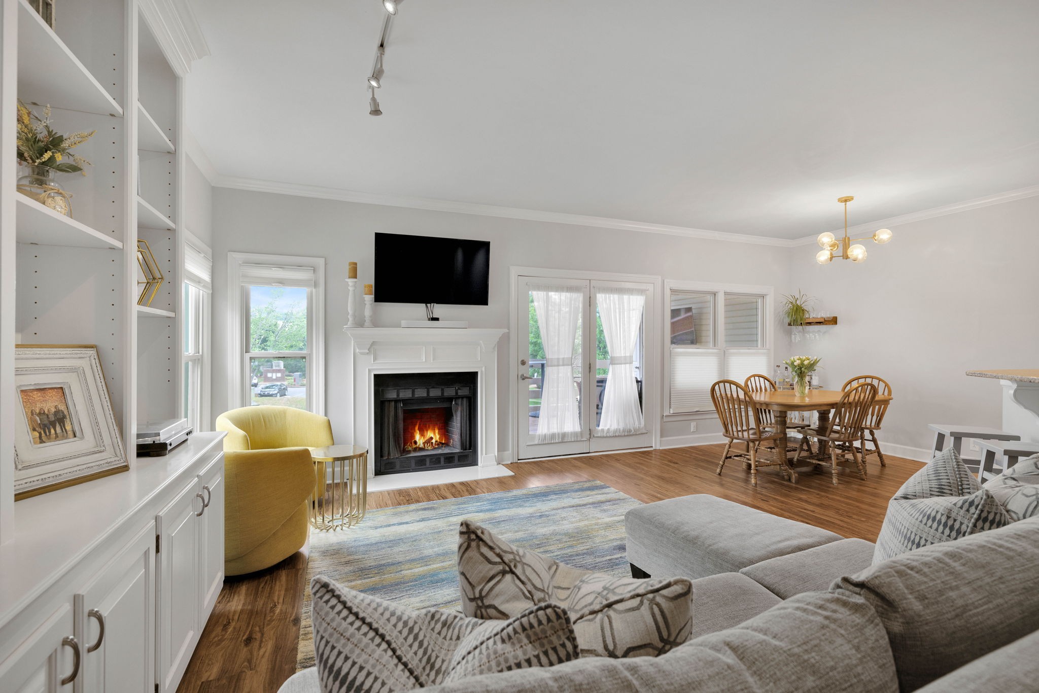235 Boxmere Pl