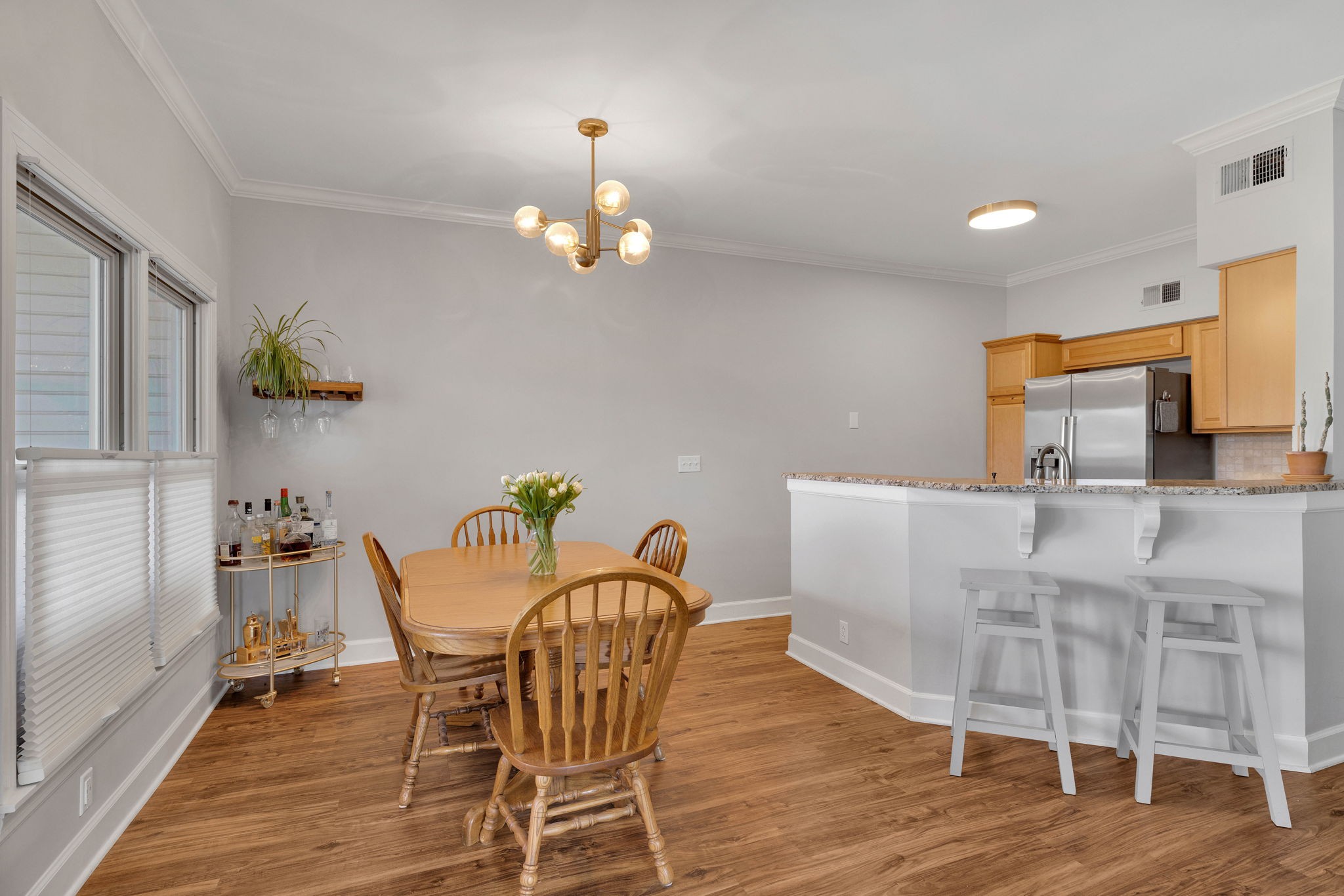 235 Boxmere Pl