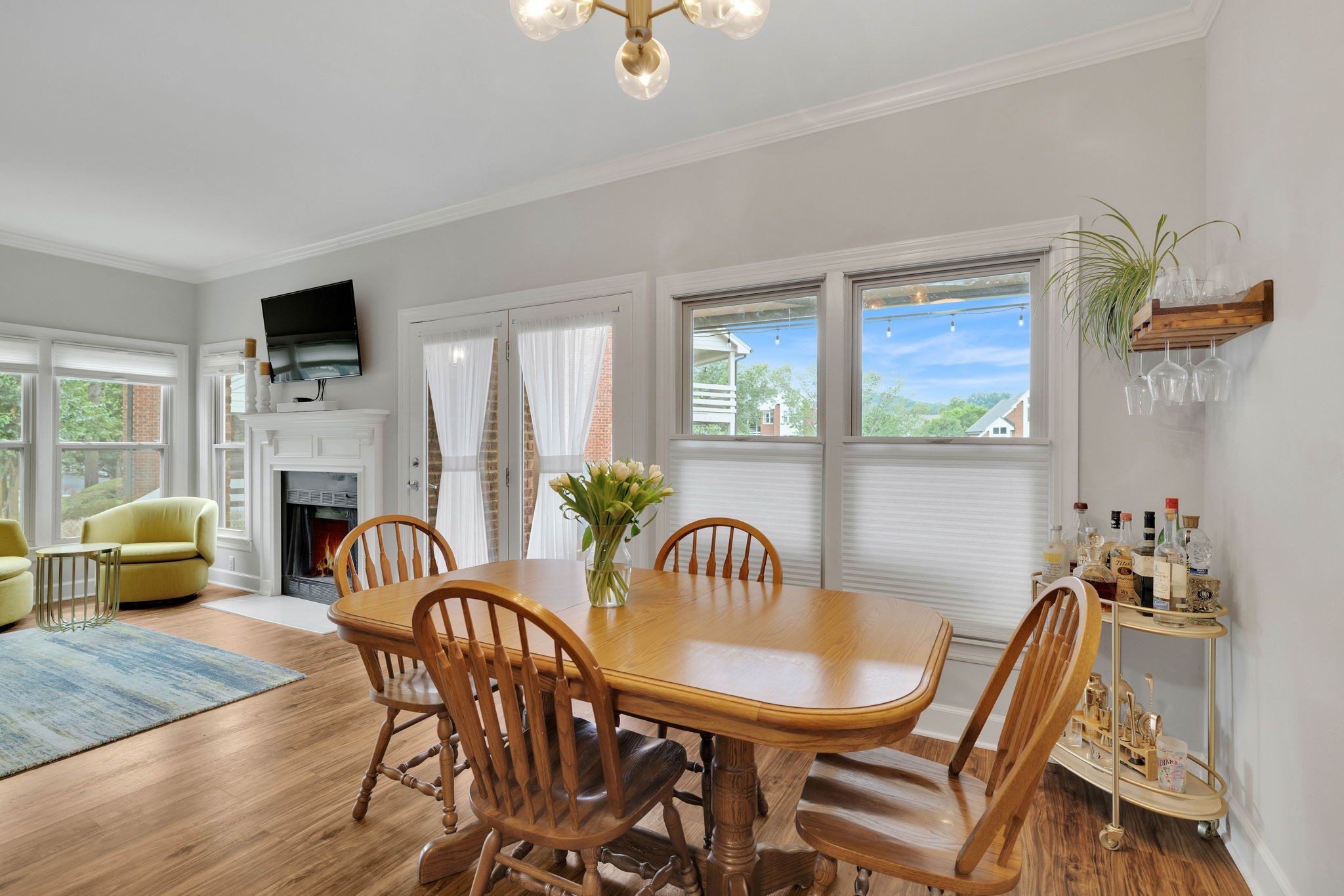 235 Boxmere Pl