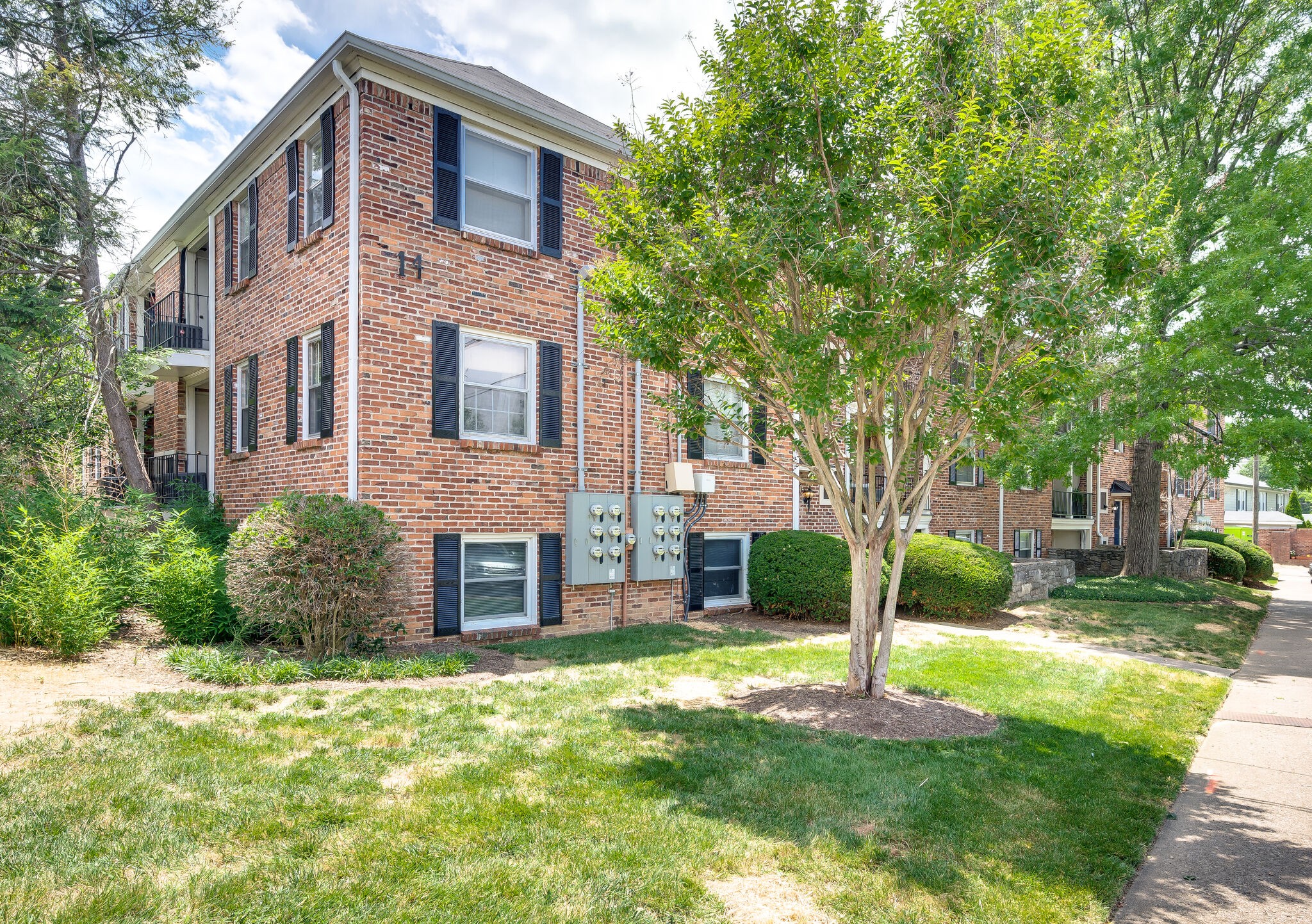5025 Hillsboro Pike Unit: 14K