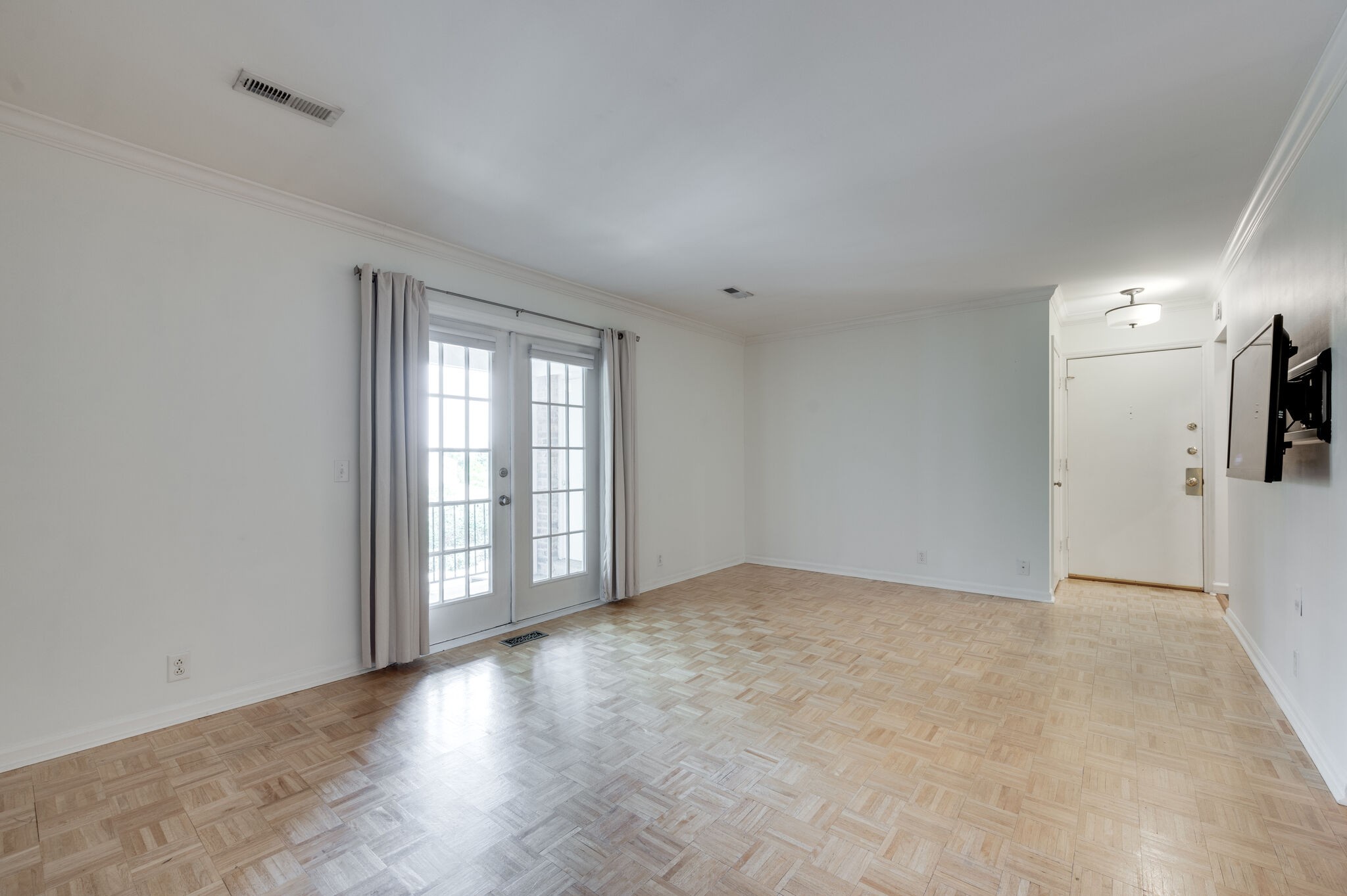 5025 Hillsboro Pike Unit: 14K