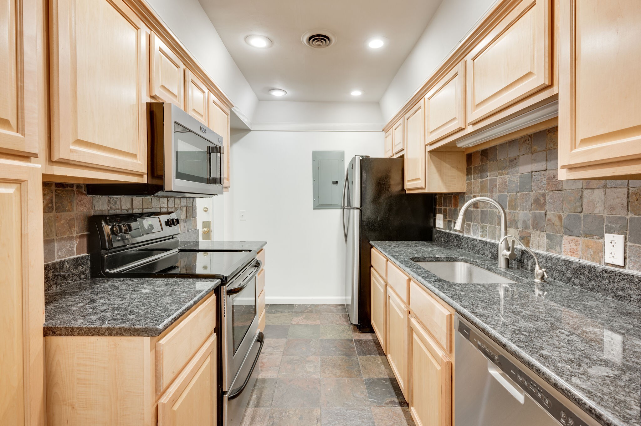 5025 Hillsboro Pike Unit: 14K