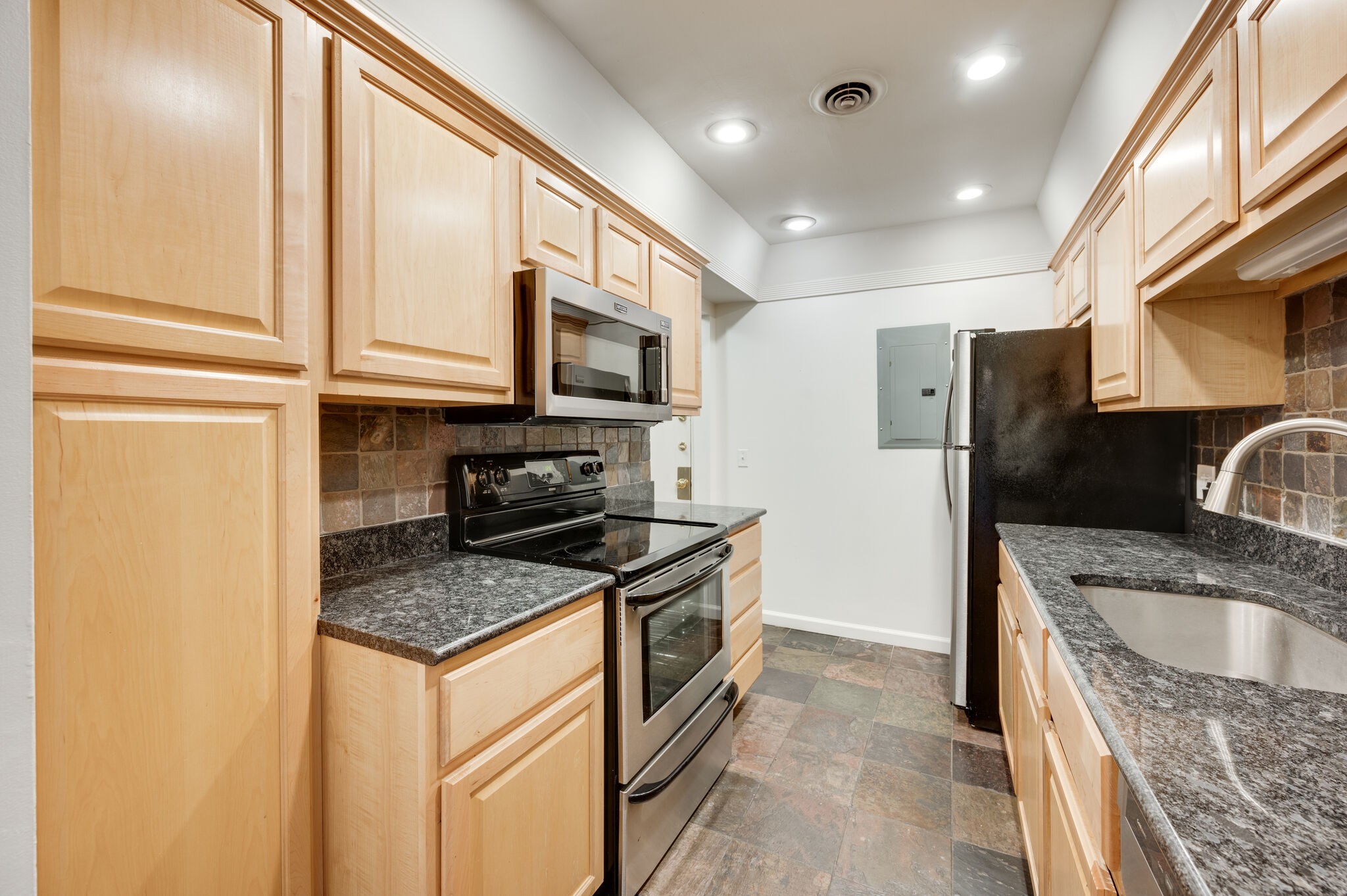 5025 Hillsboro Pike Unit: 14K
