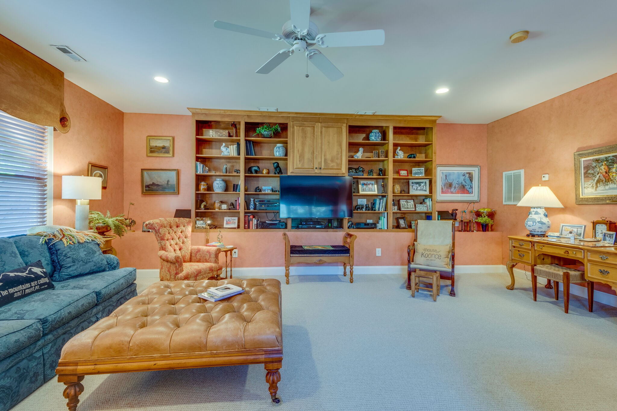 51 Whitworth Blvd