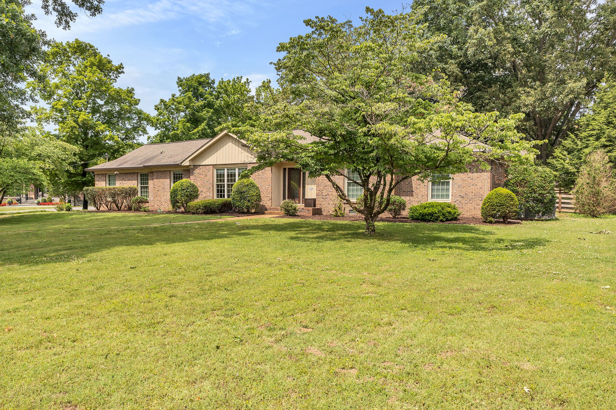 5673 Cloverland Dr