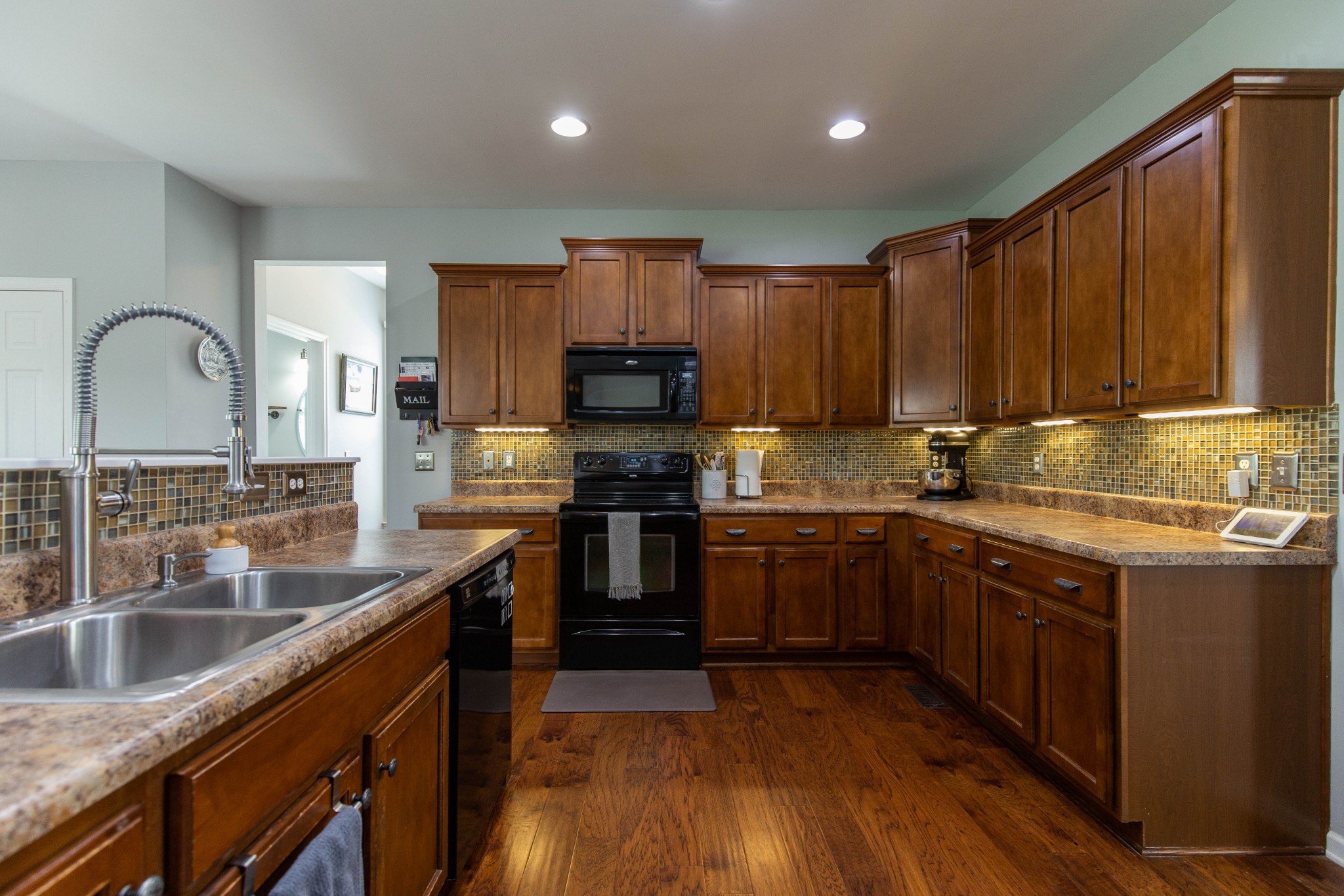 1018 Avery Trace Cir