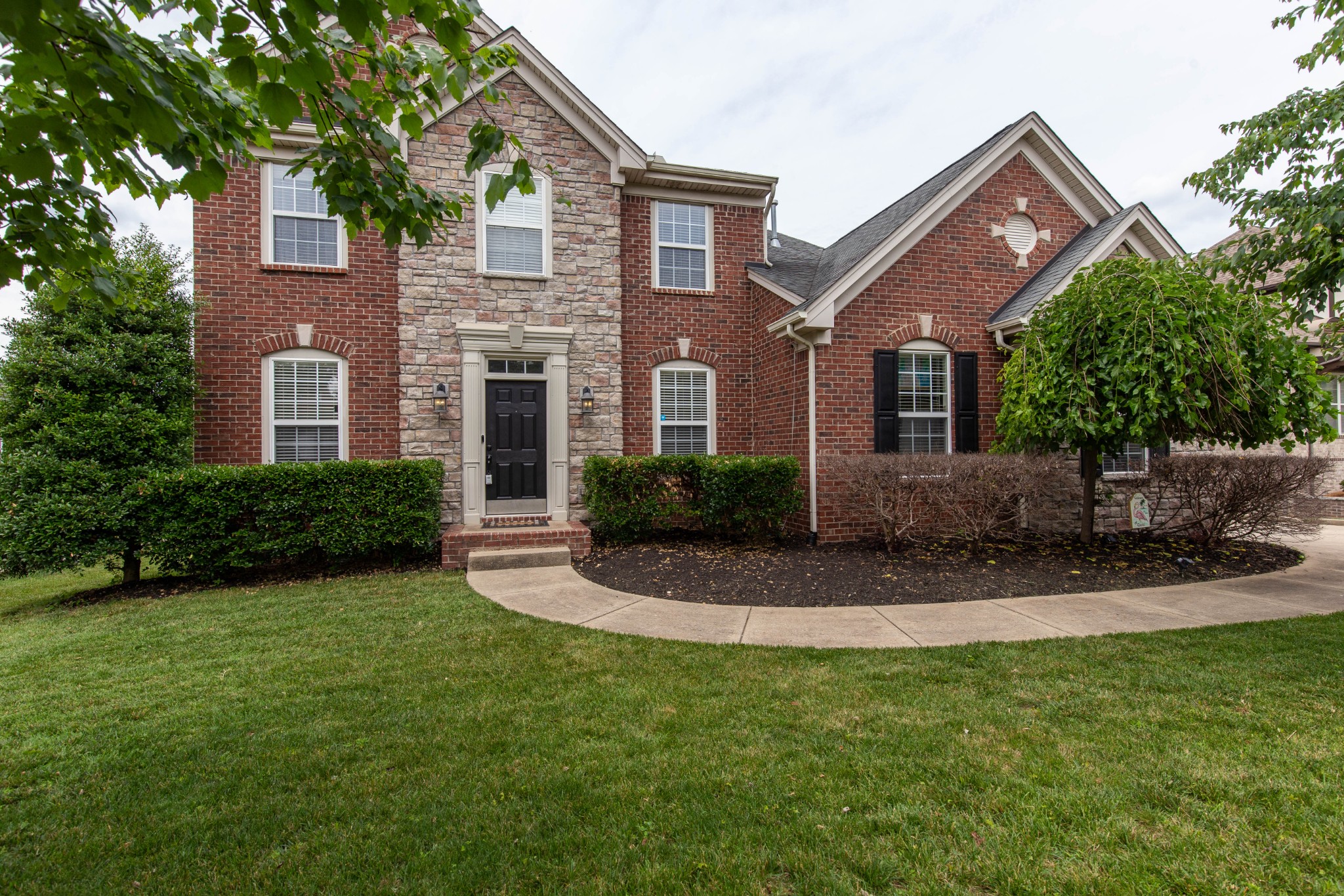 1018 Avery Trace Cir