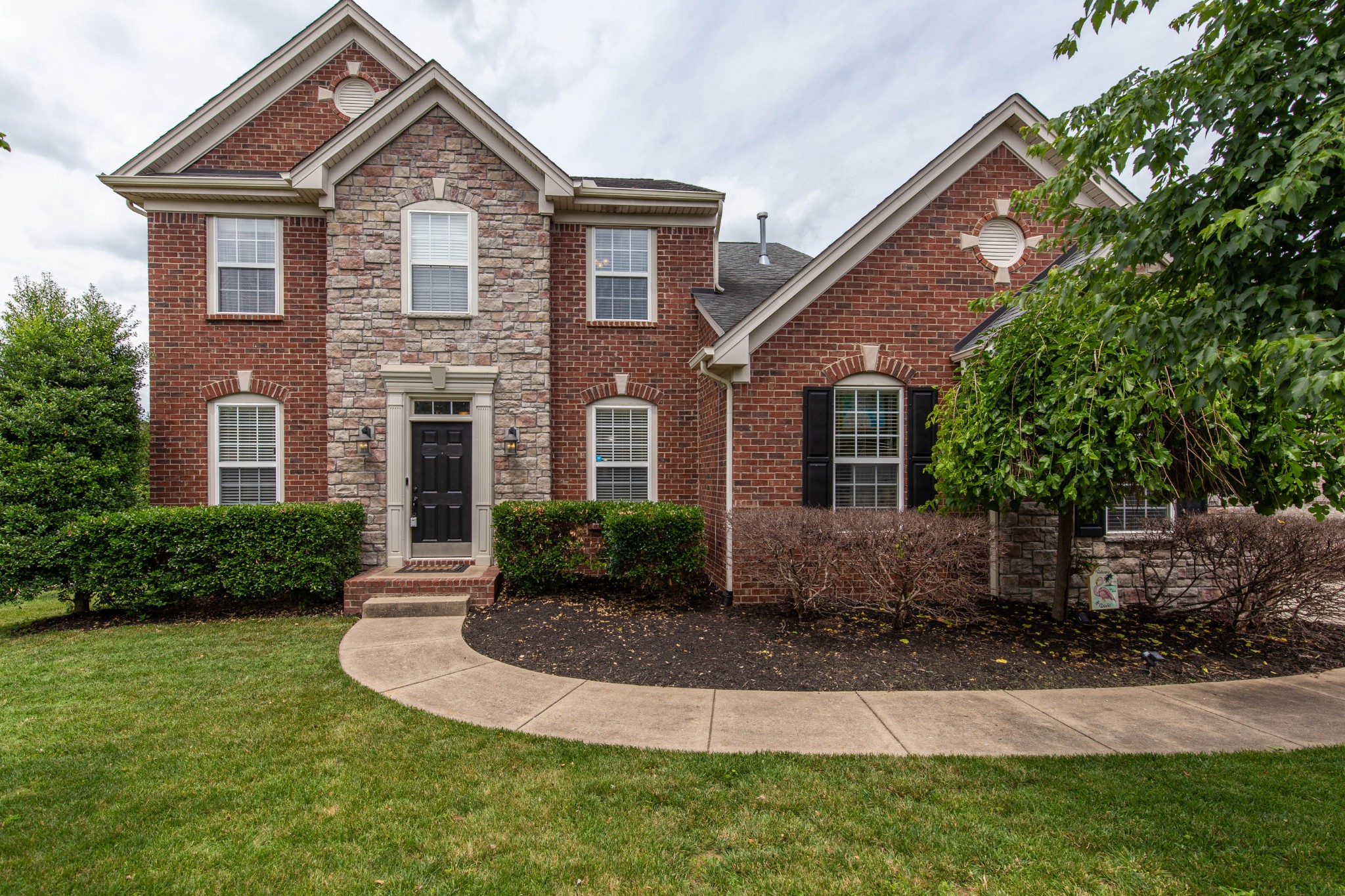 1018 Avery Trace Cir