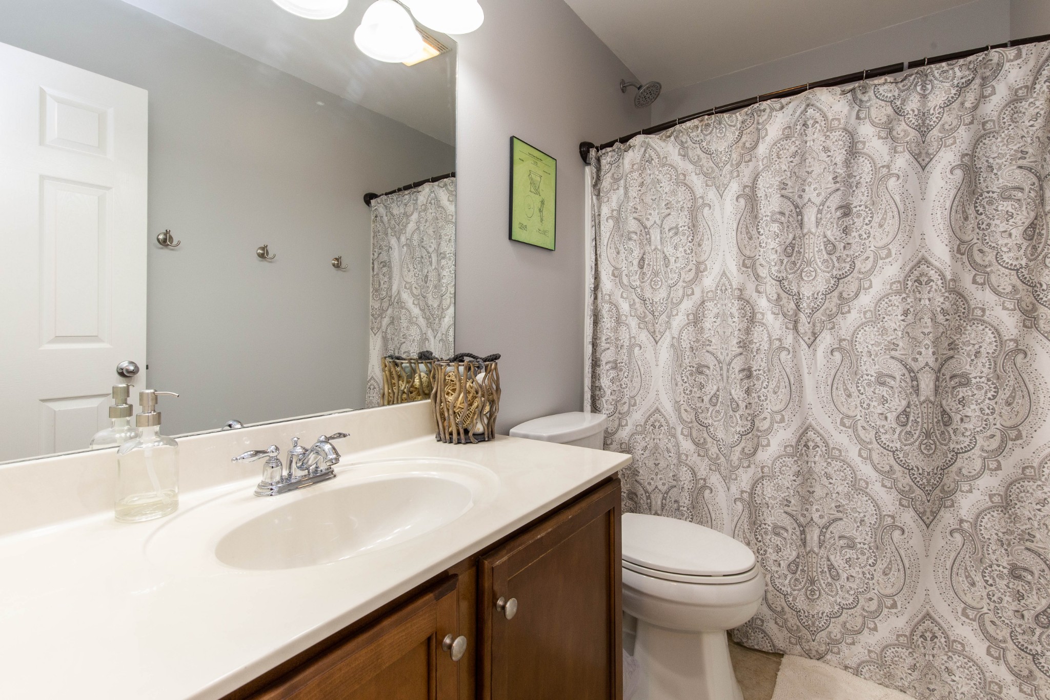 1018 Avery Trace Cir