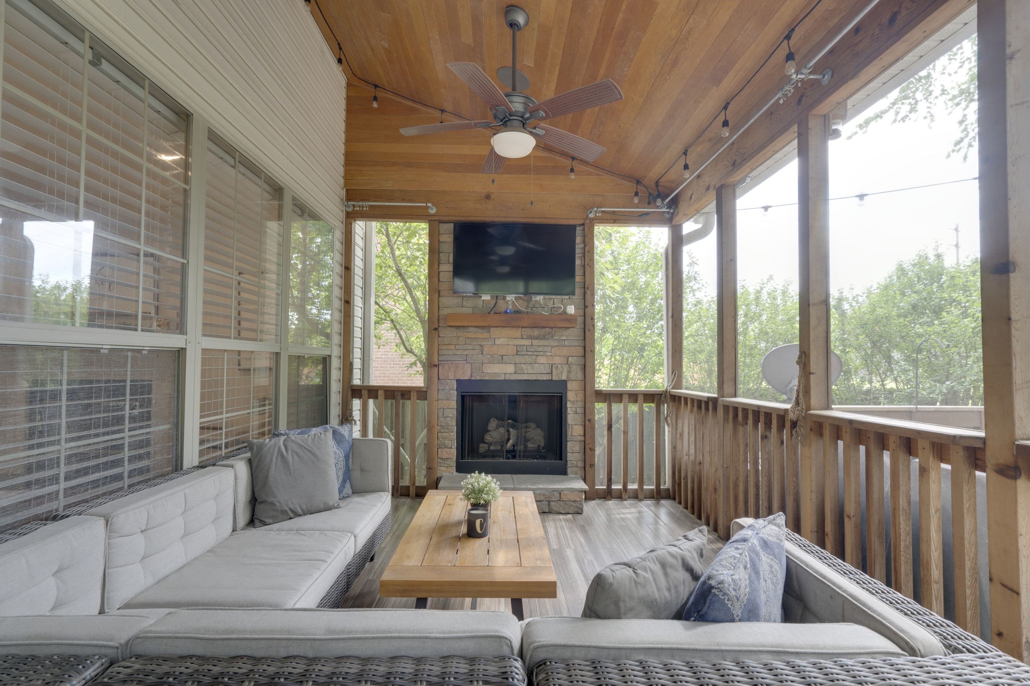 601 Redleaf Ridge Cir