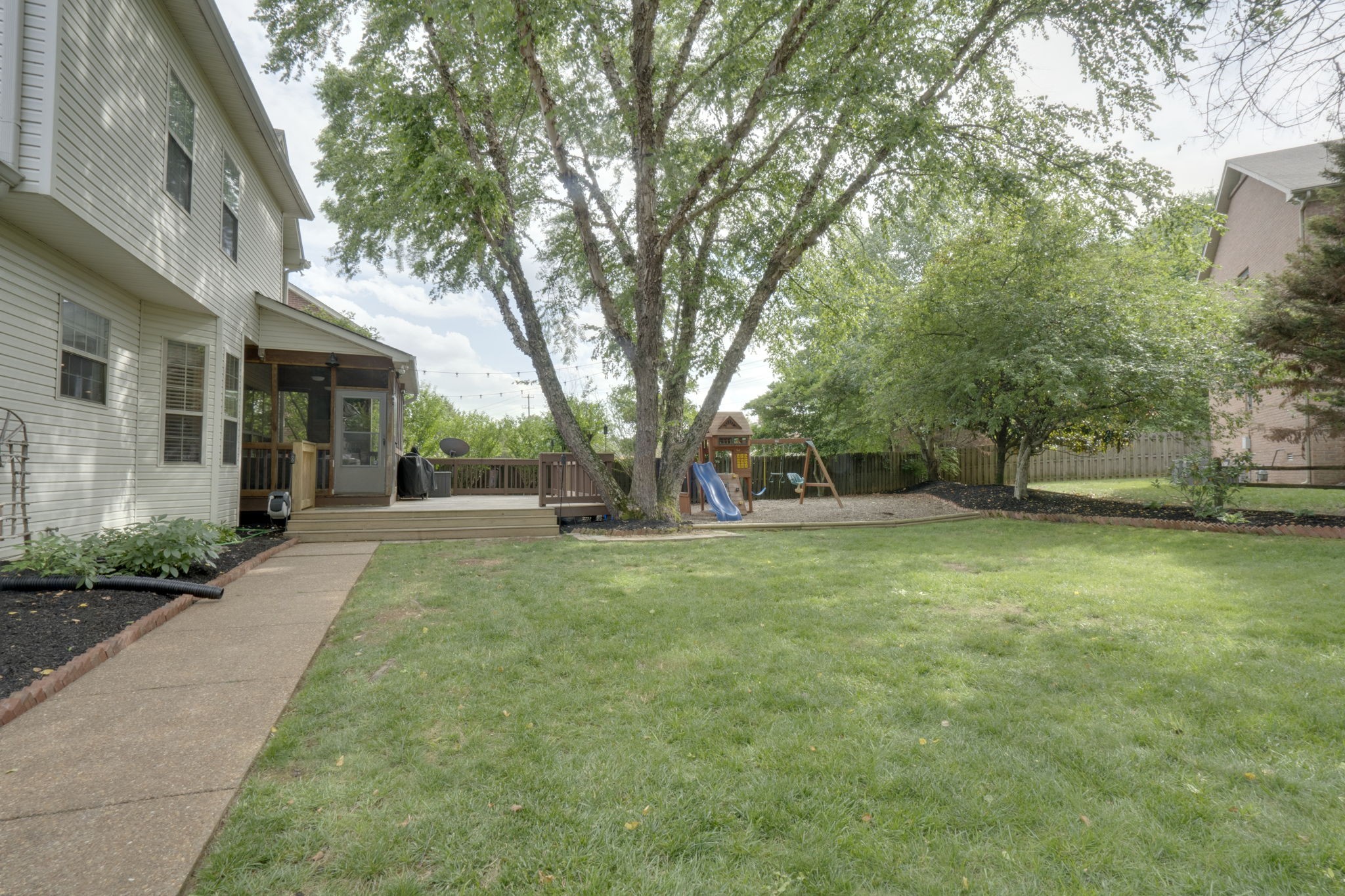 601 Redleaf Ridge Cir