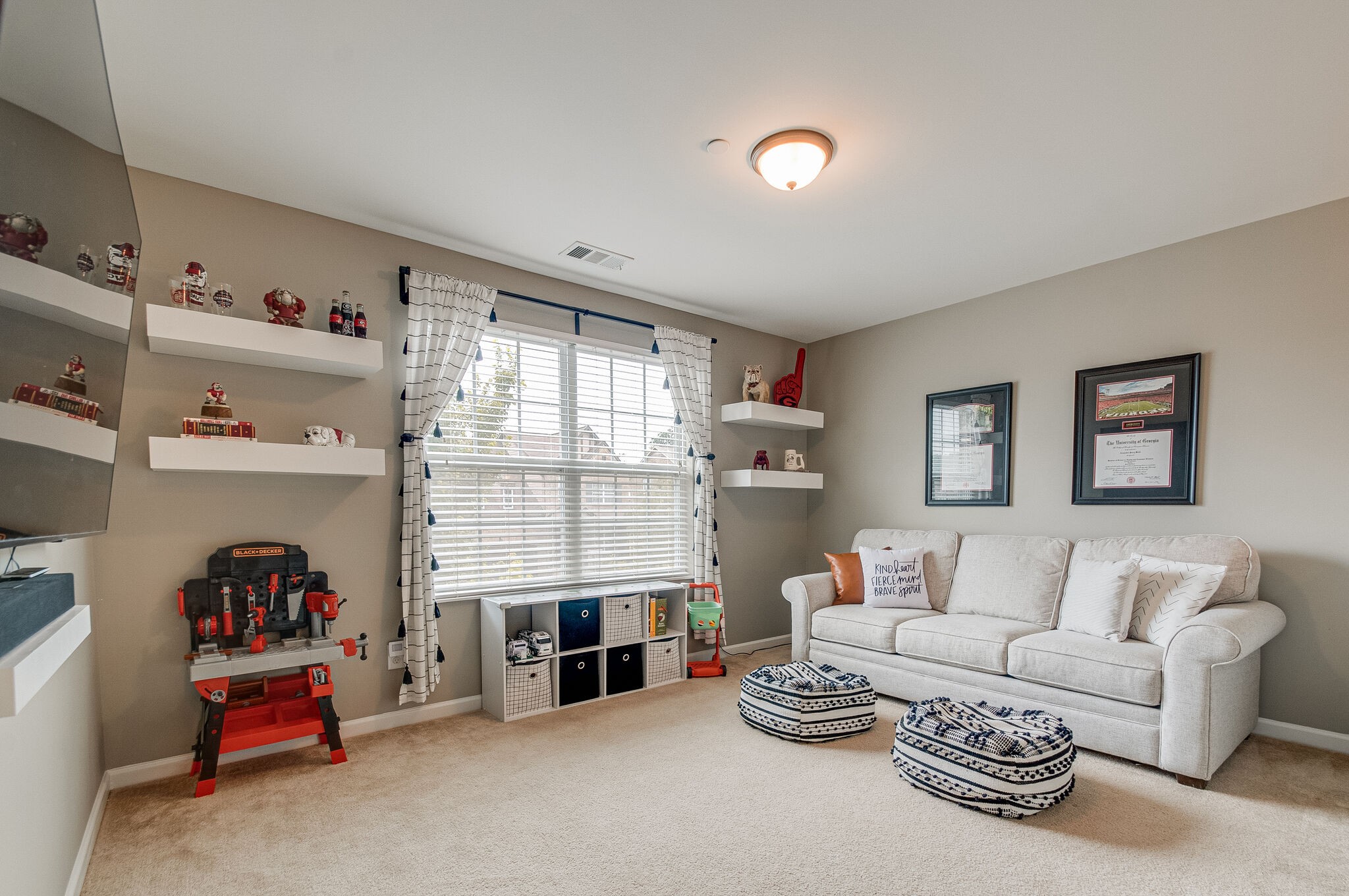 4989 Maxwell Landing Dr