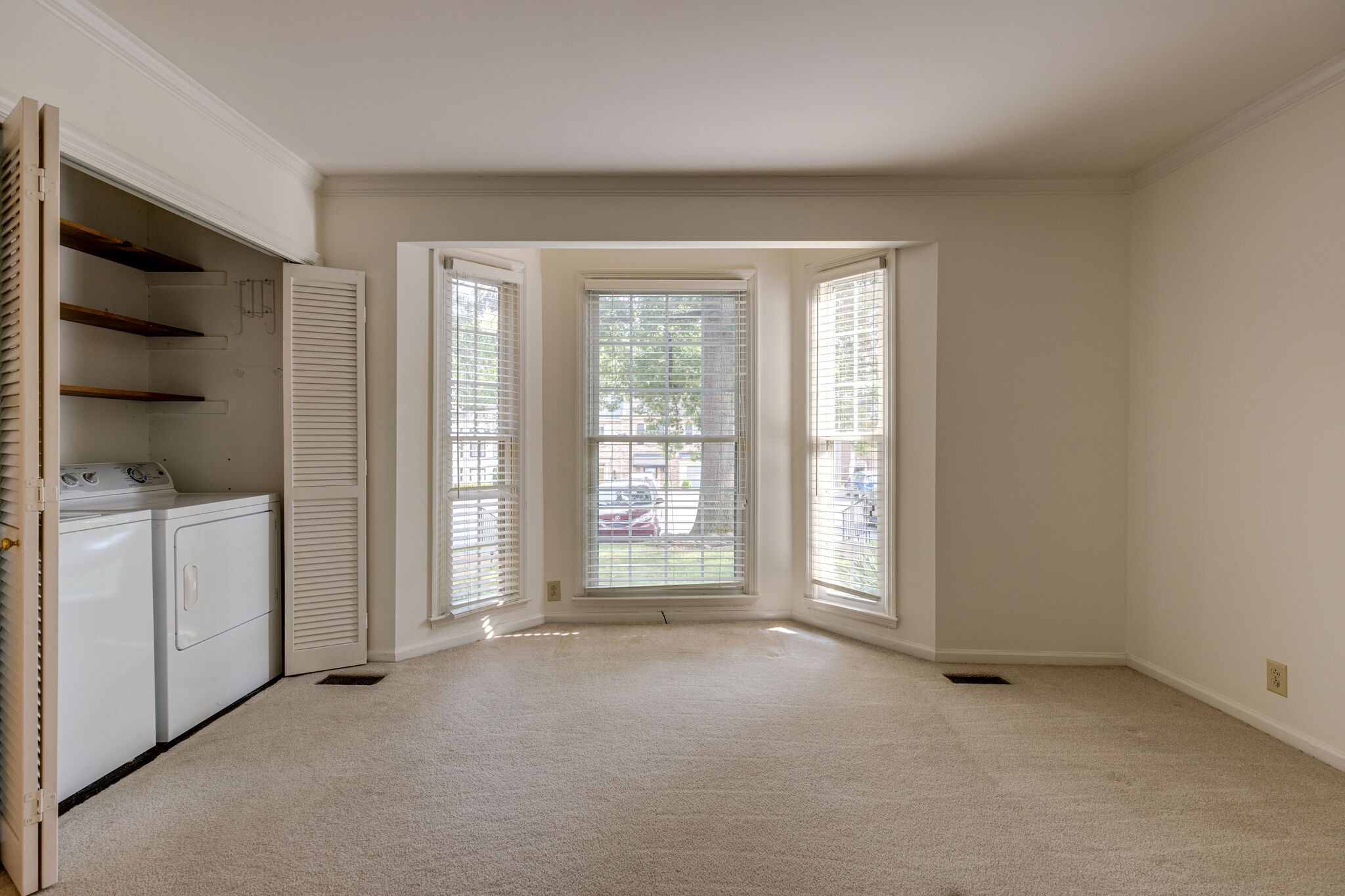 4400 Belmont Park Terrace Unit: 189