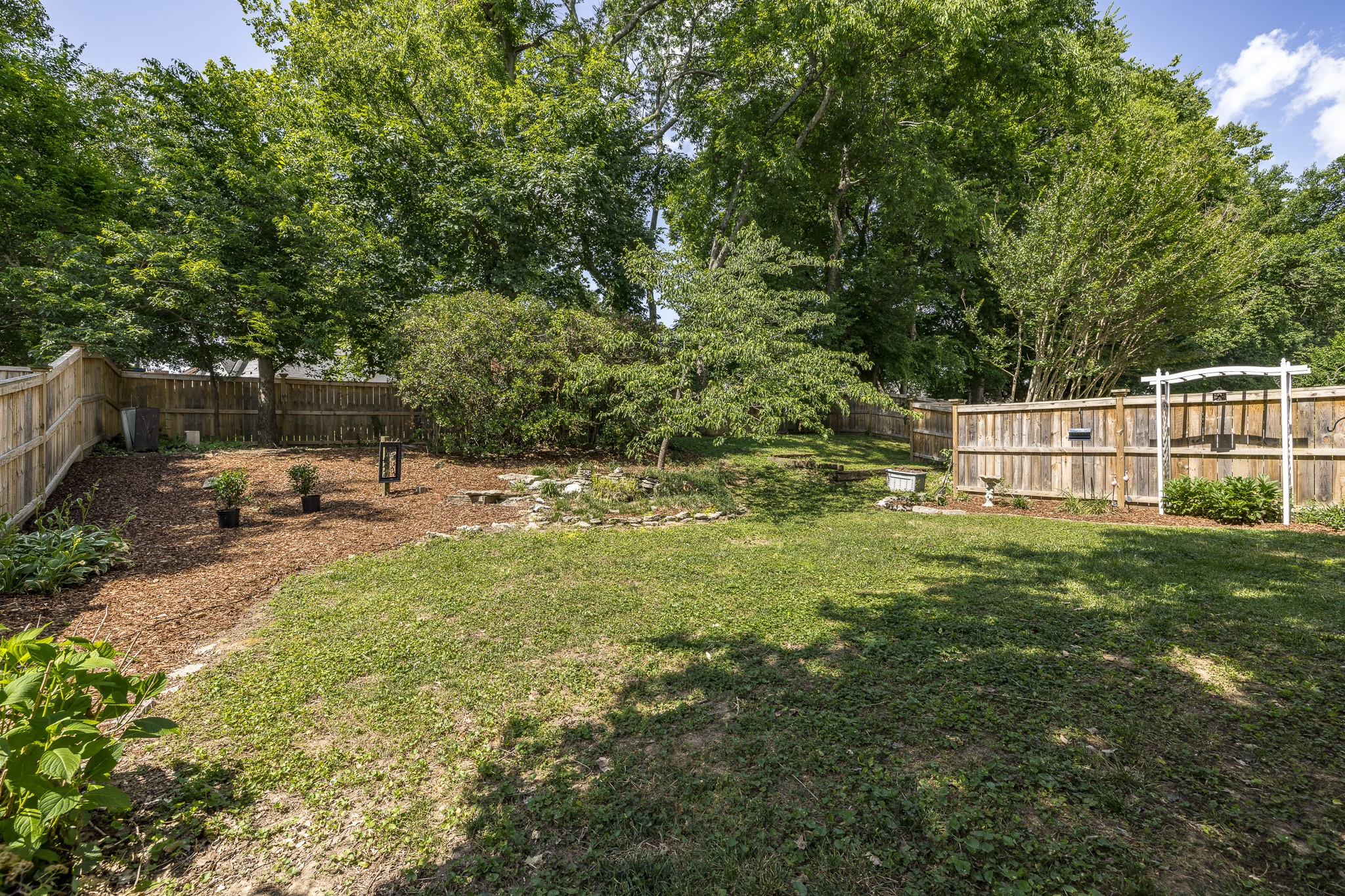 1149 Hunters Chase Dr