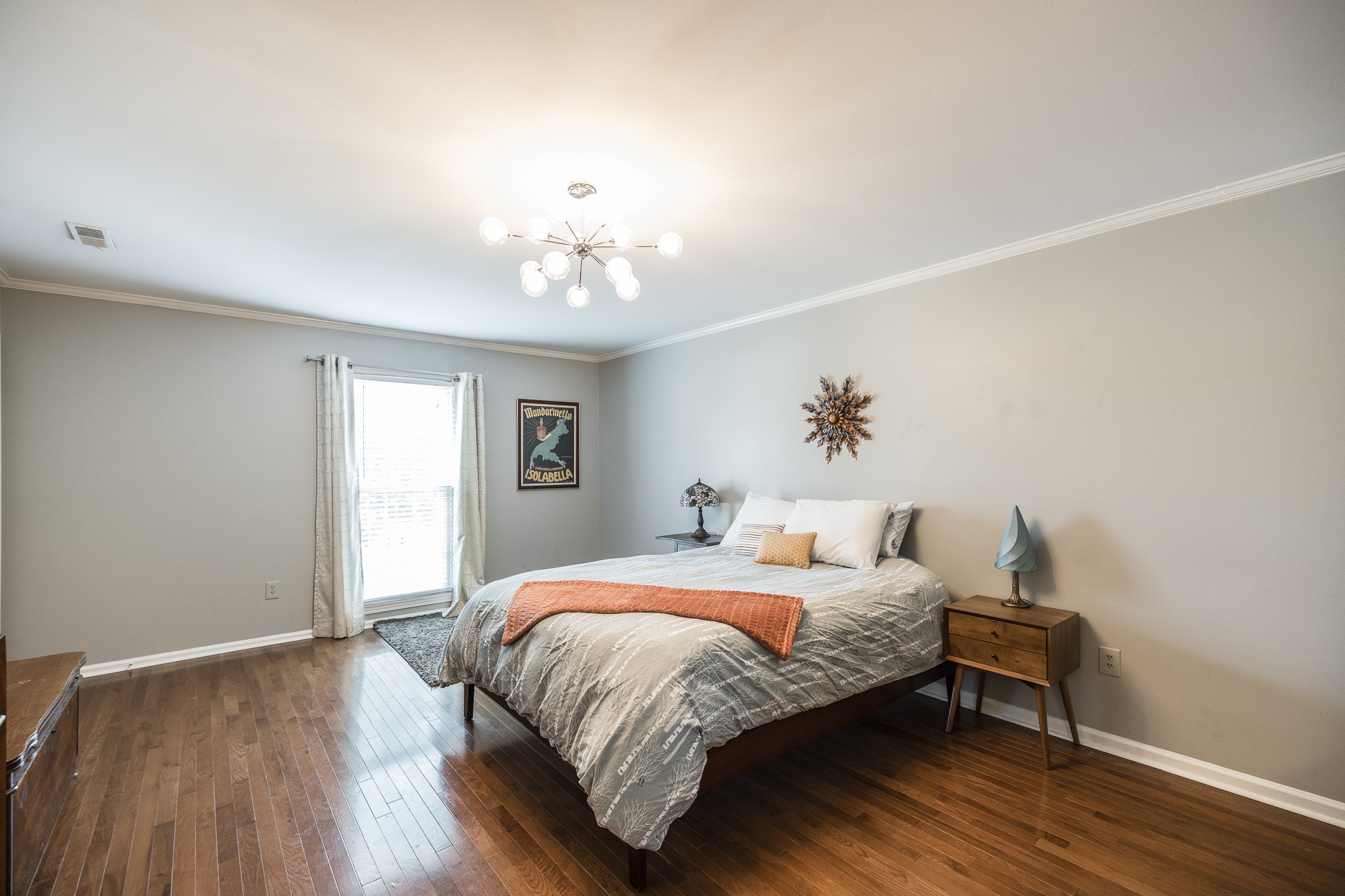 1149 Hunters Chase Dr