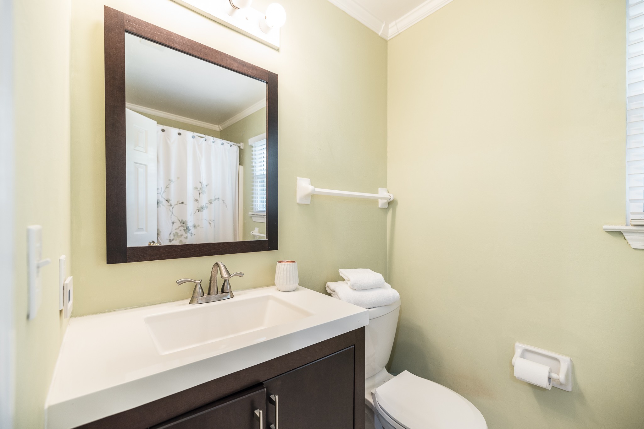 1149 Hunters Chase Dr