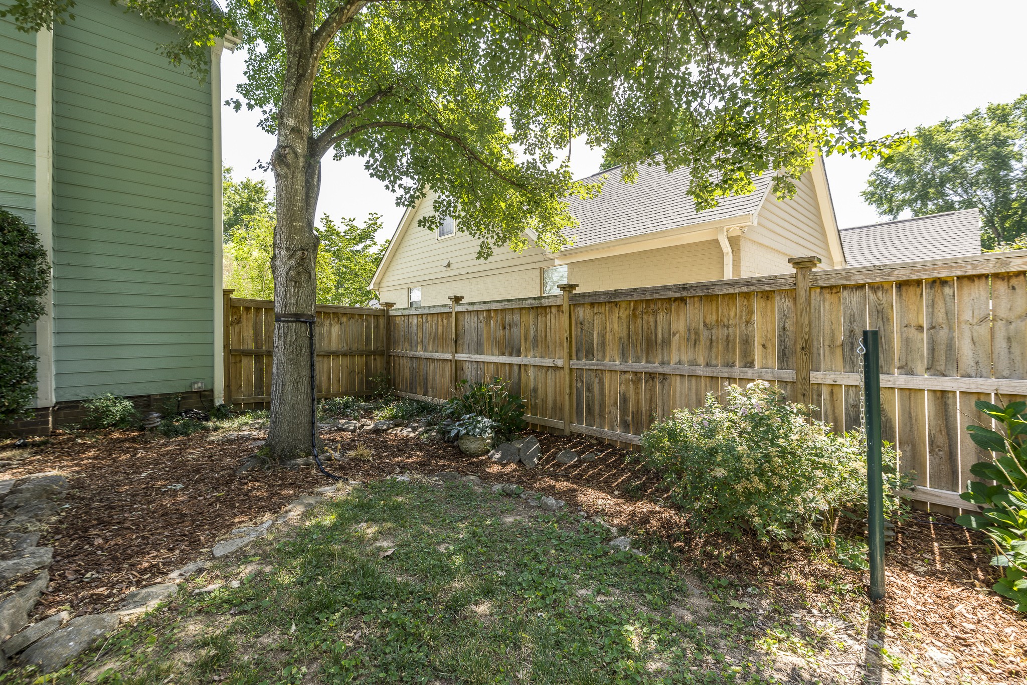 1149 Hunters Chase Dr