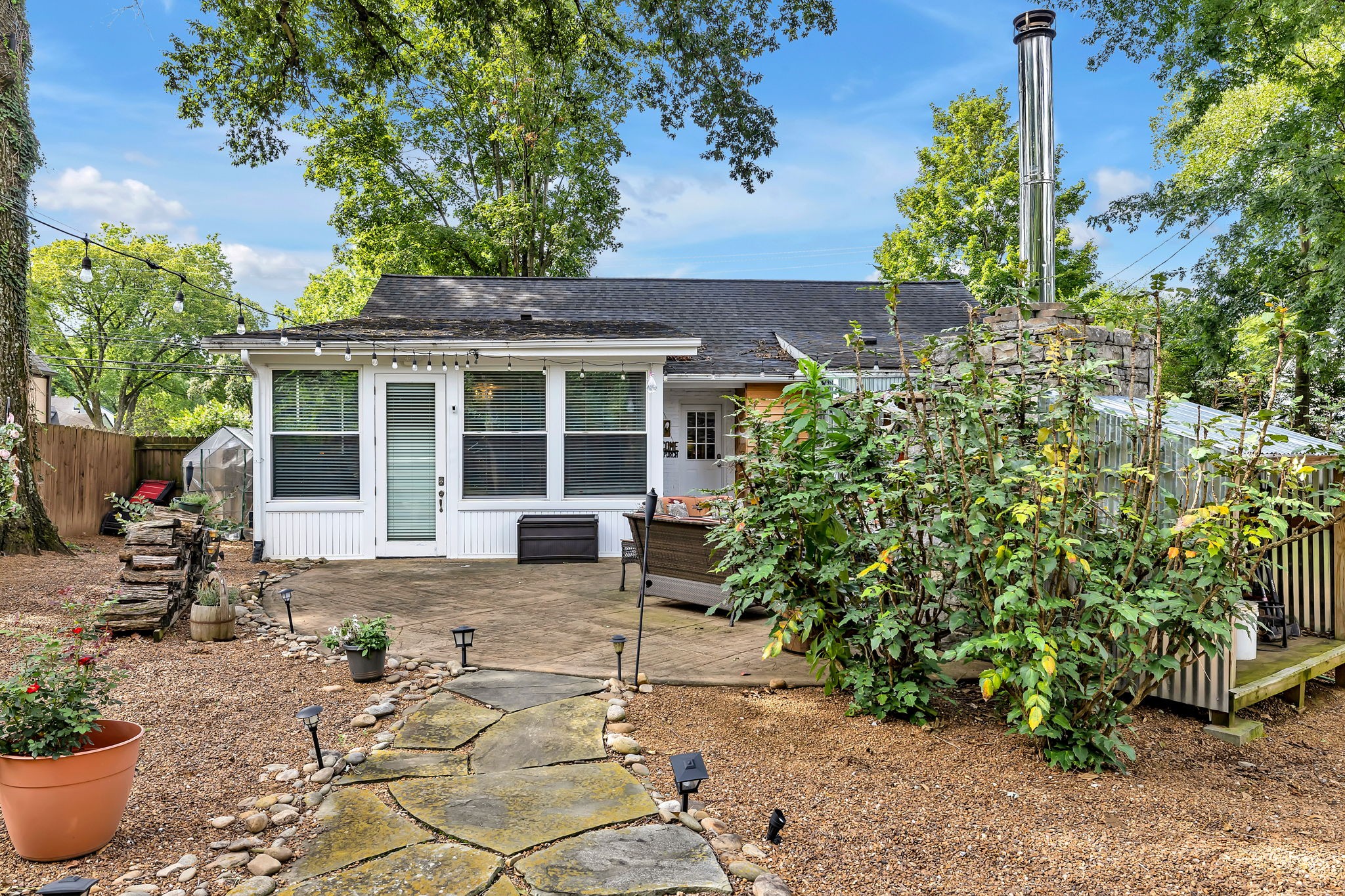 938 Woodmont Blvd
