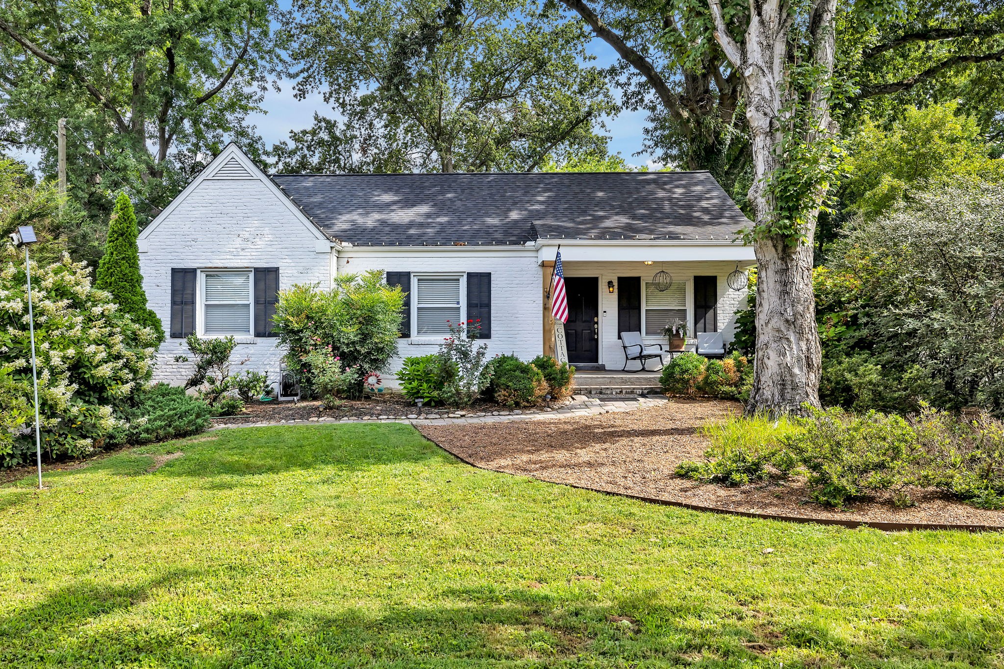 938 Woodmont Blvd