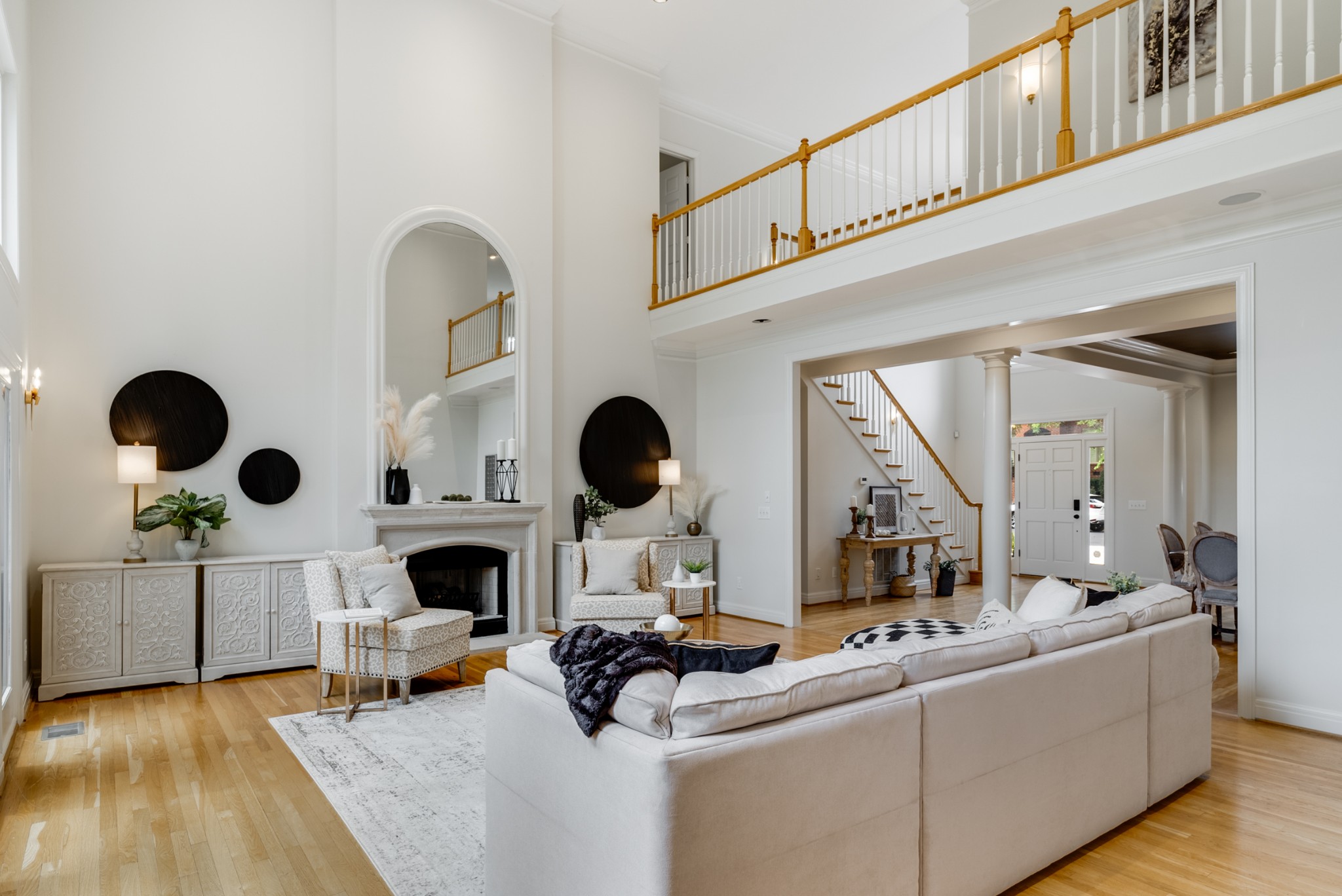 316 Whitworth Way