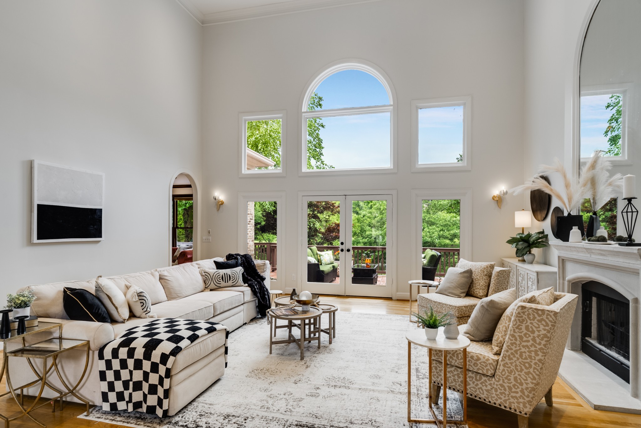 316 Whitworth Way
