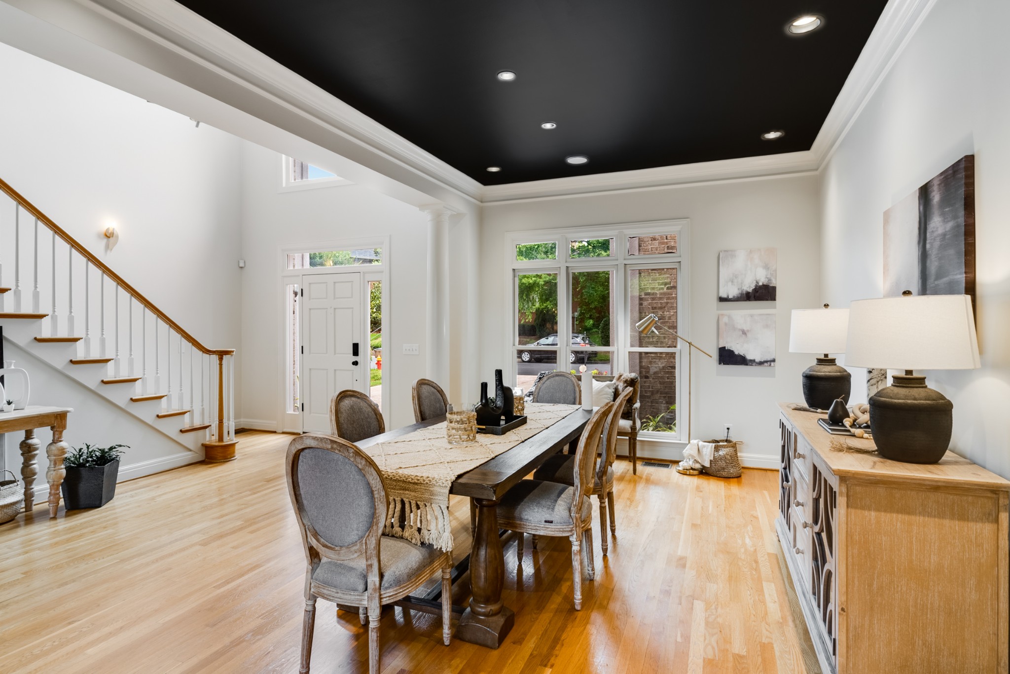 316 Whitworth Way