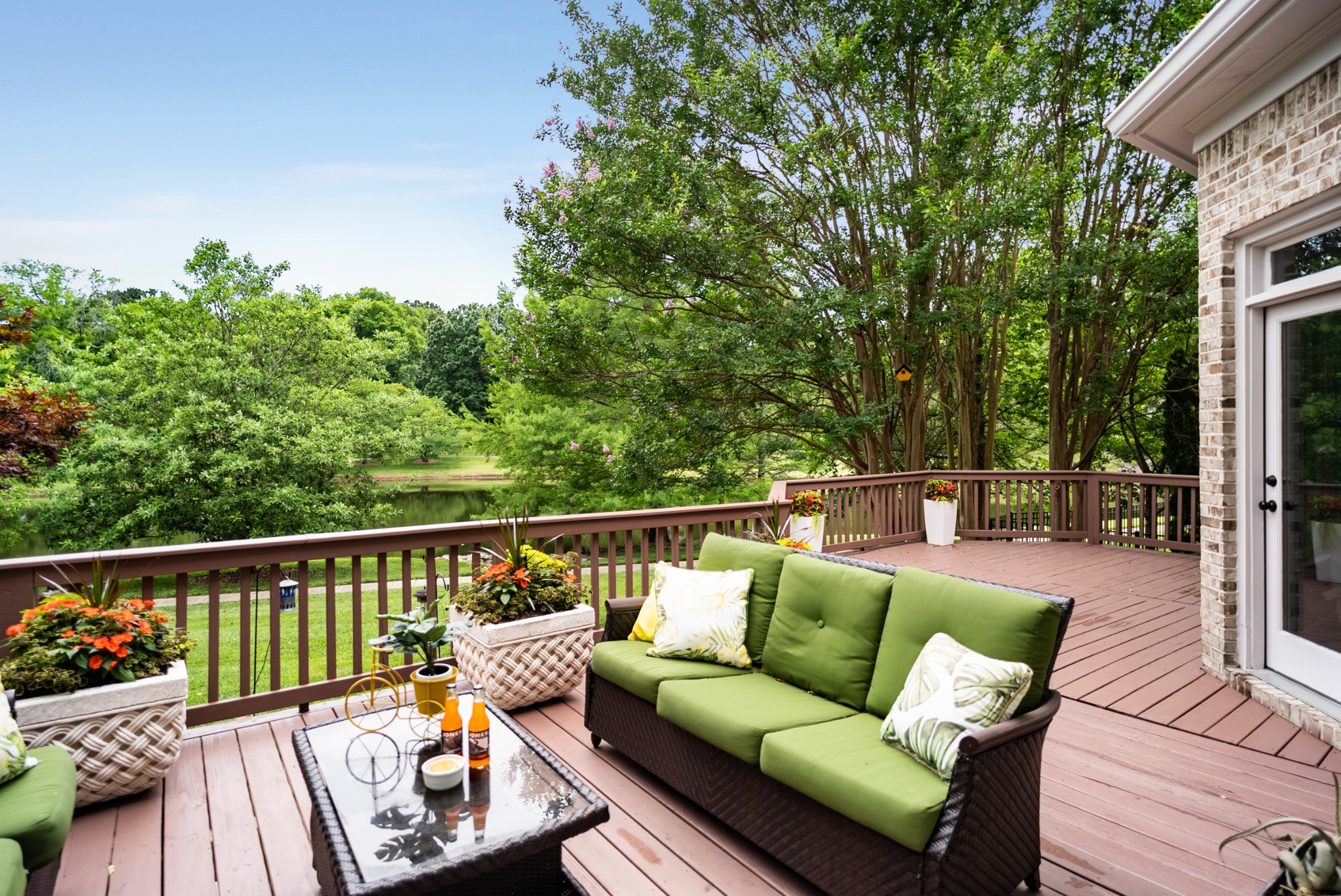 316 Whitworth Way